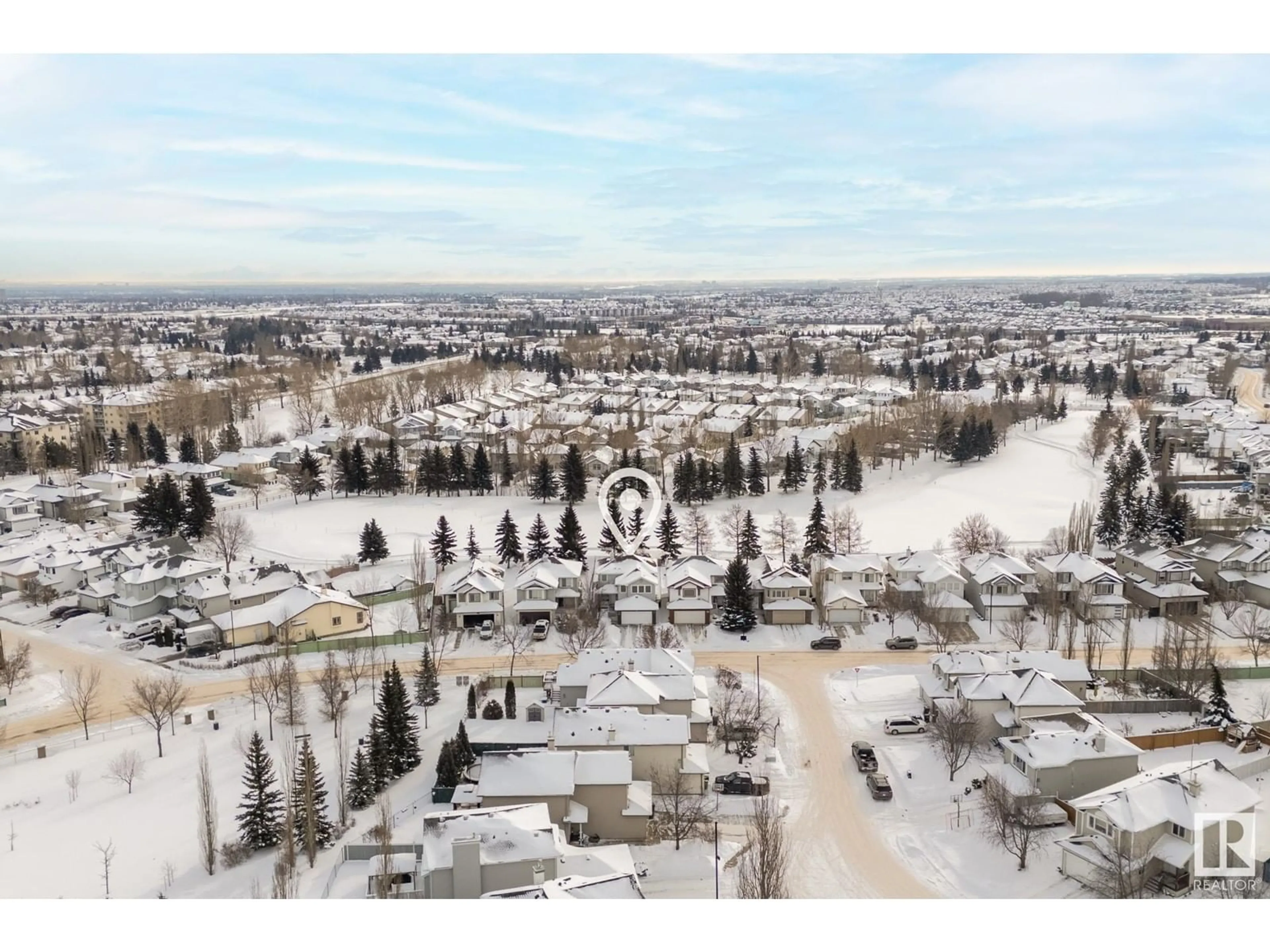 A pic from outside/outdoor area/front of a property/back of a property/a pic from drone, street for 1455 BRECKENRIDGE DR NW, Edmonton Alberta T5T6R7