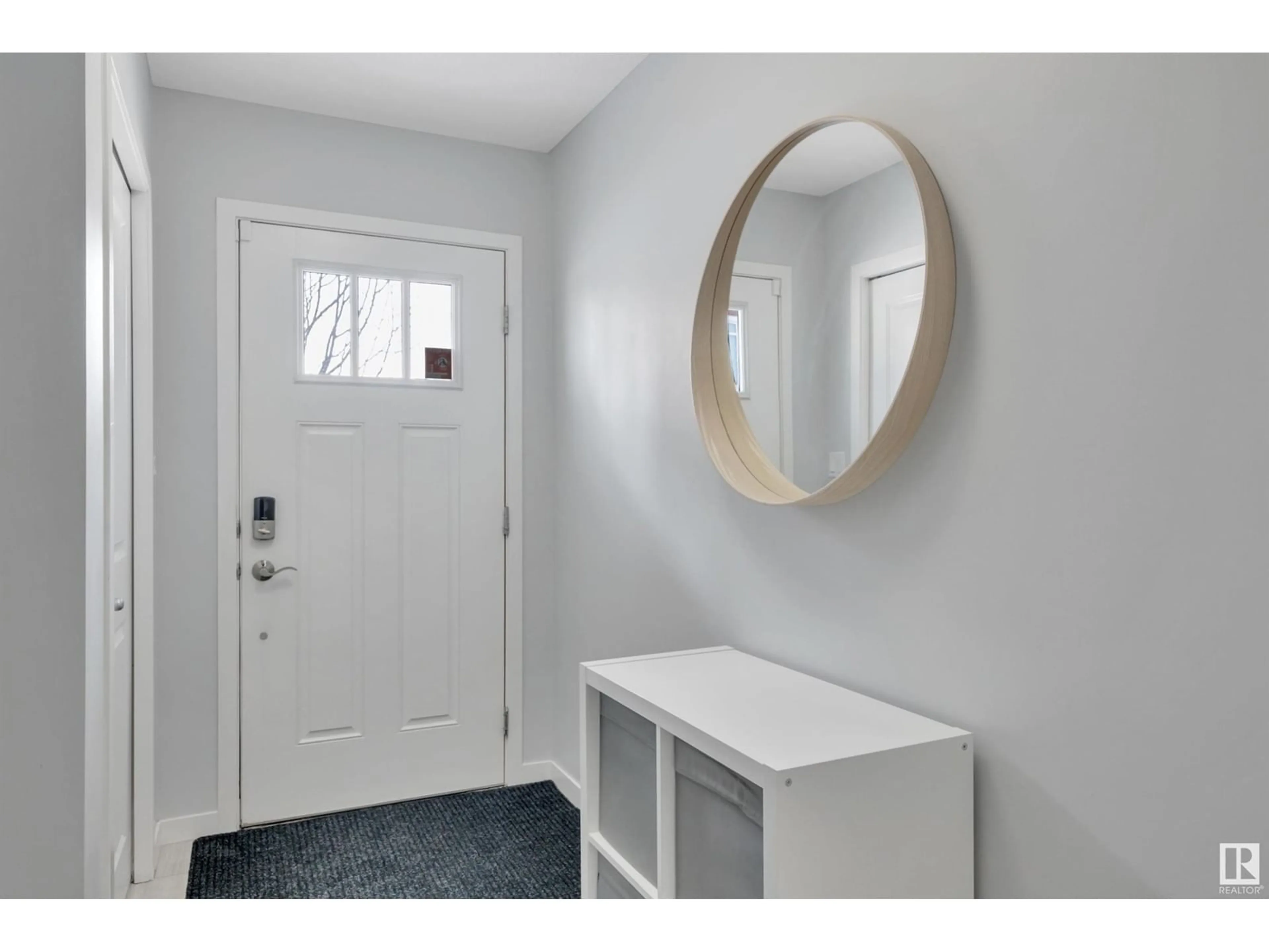 Indoor entryway for #30 320 SECORD BV NW, Edmonton Alberta T5T7E8