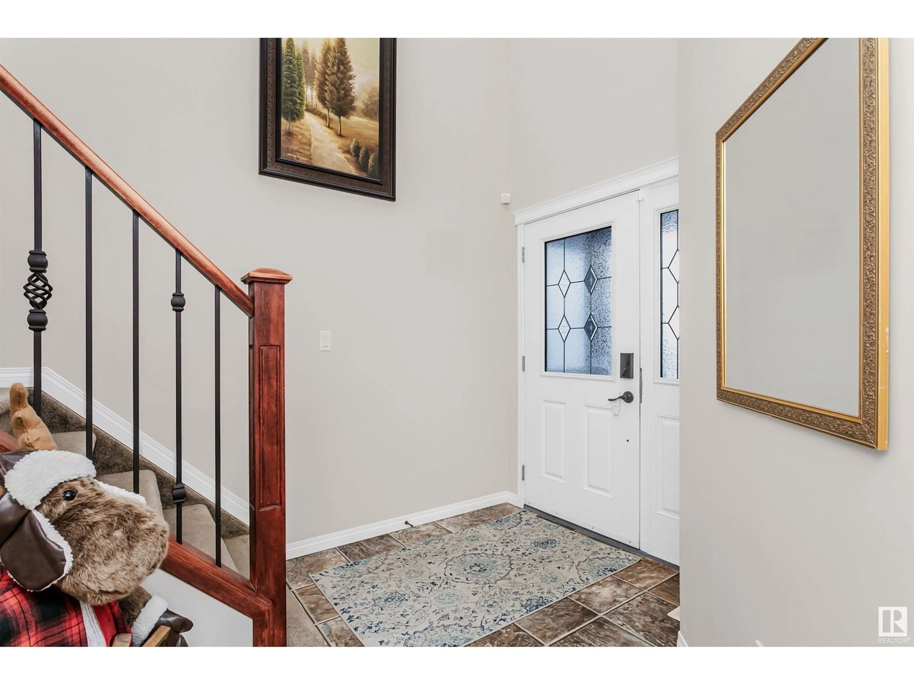 Indoor entryway for 10304 99 ST, Morinville Alberta T8R0C3