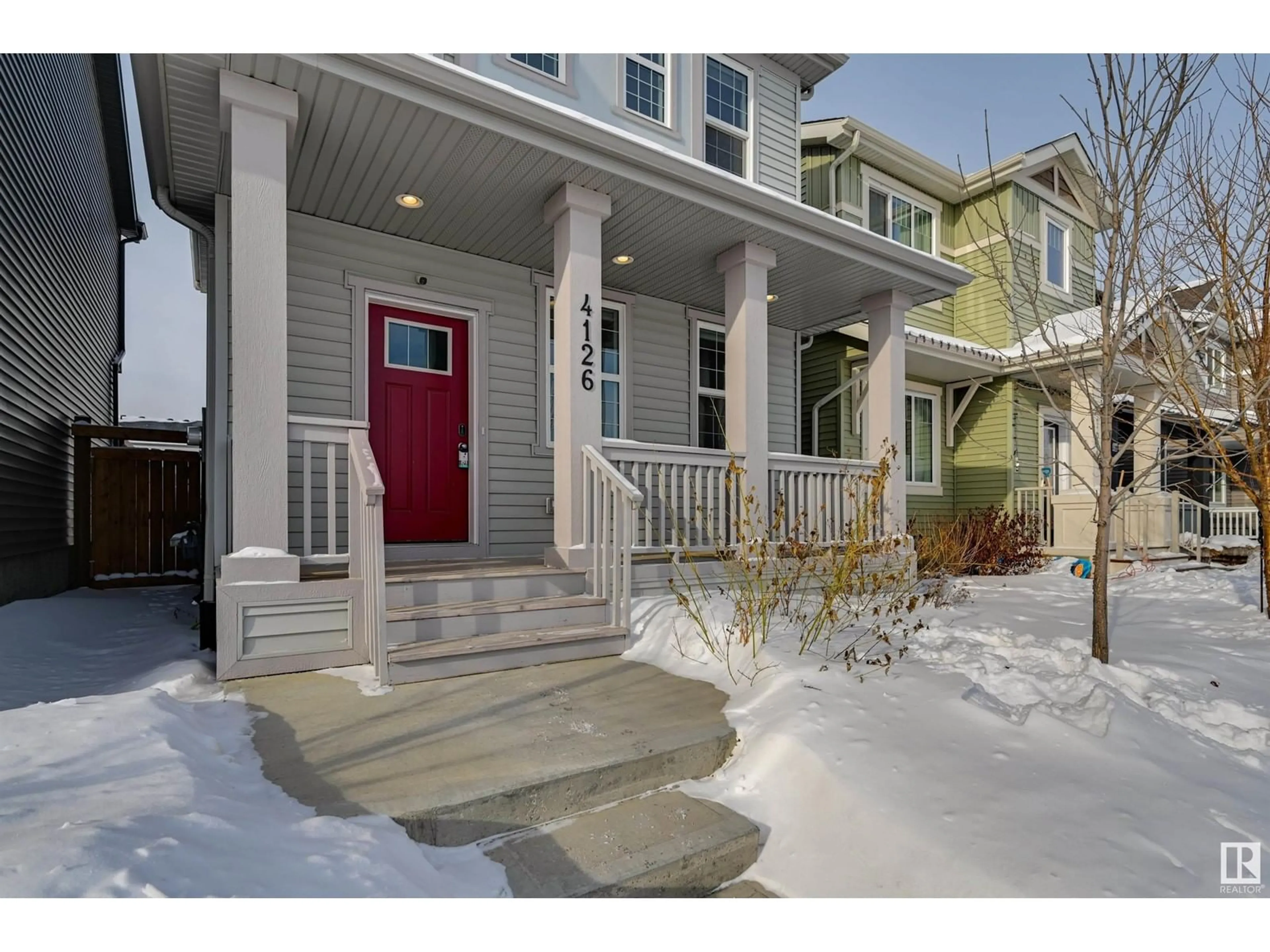 Indoor entryway for 4126 CHAPPELLE GREEN GR SW, Edmonton Alberta T6W4M5