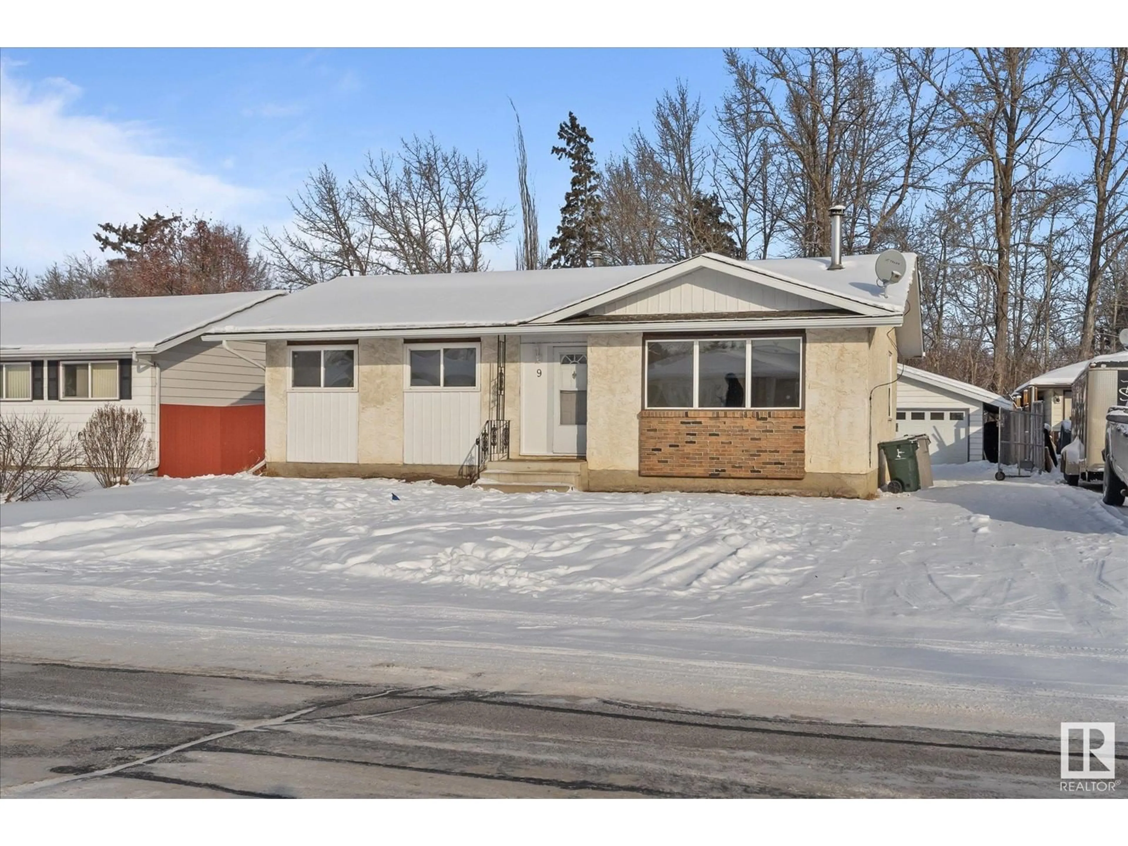 Home with brick exterior material, street for 9 Brightbank AV, Stony Plain Alberta T7Z1G5