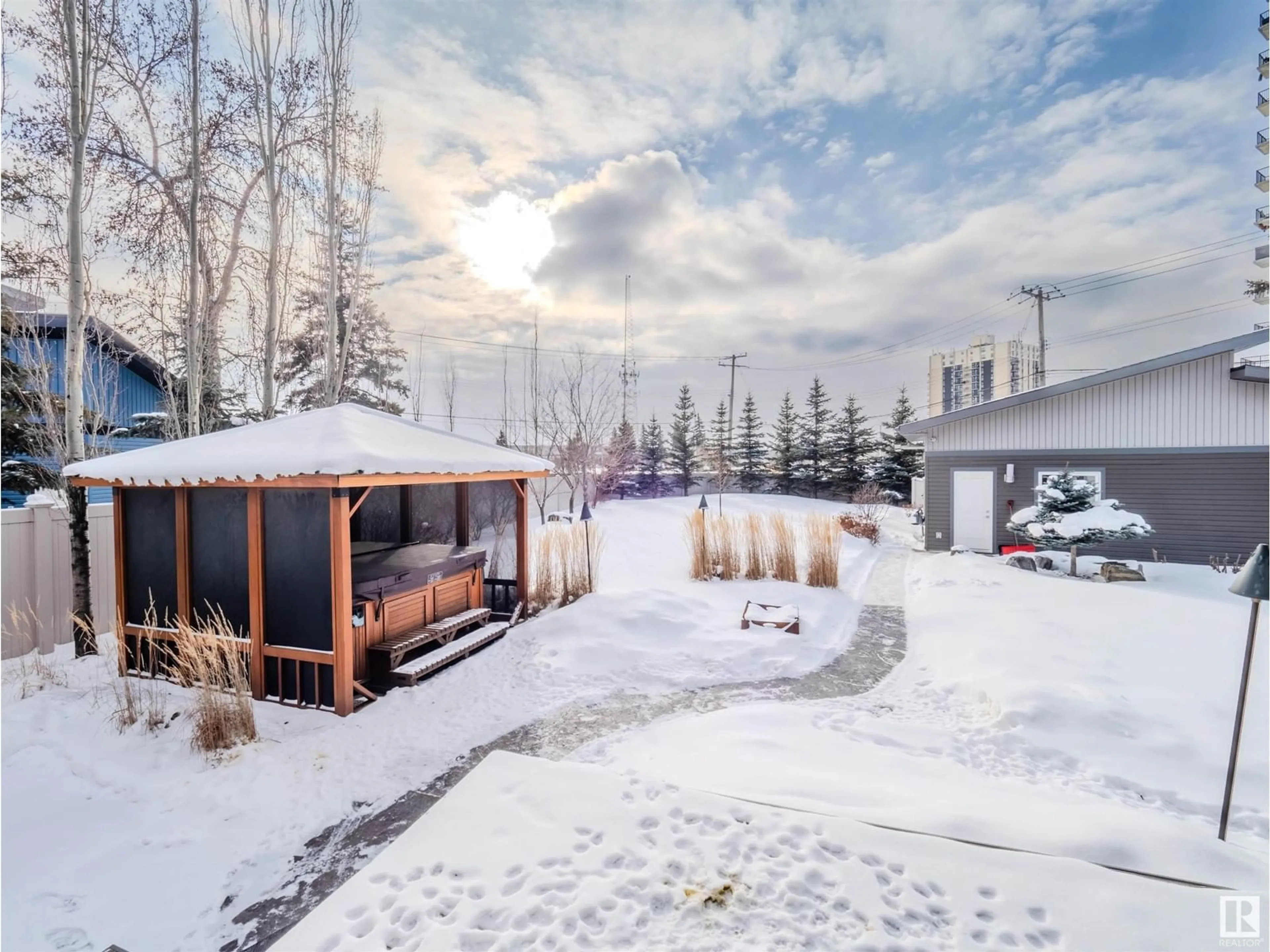 Patio, street for 9104 83 ST NW, Edmonton Alberta T6C2Z4