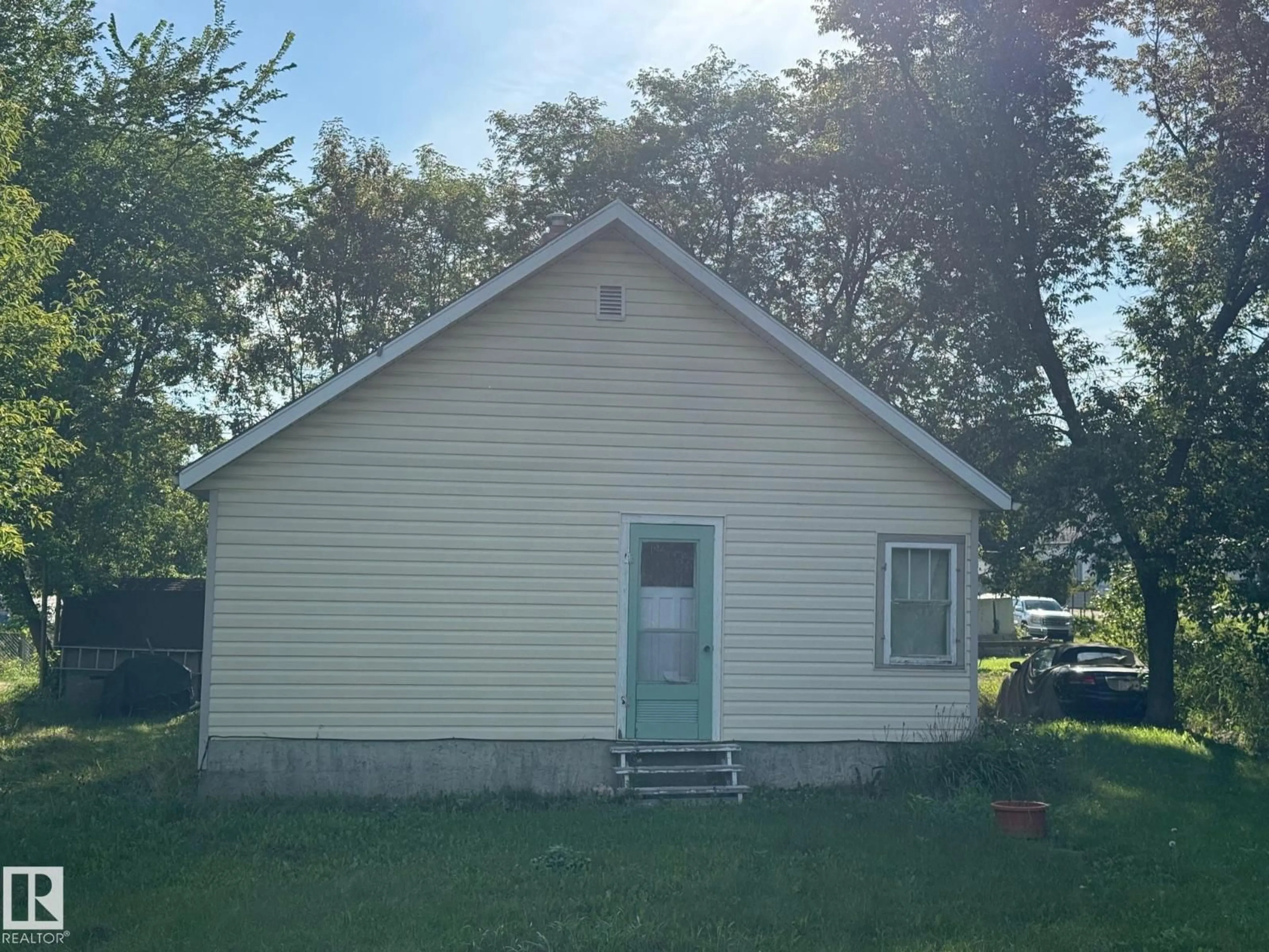 Shed for 4712 50 ST, Athabasca Town Alberta T9S1R1