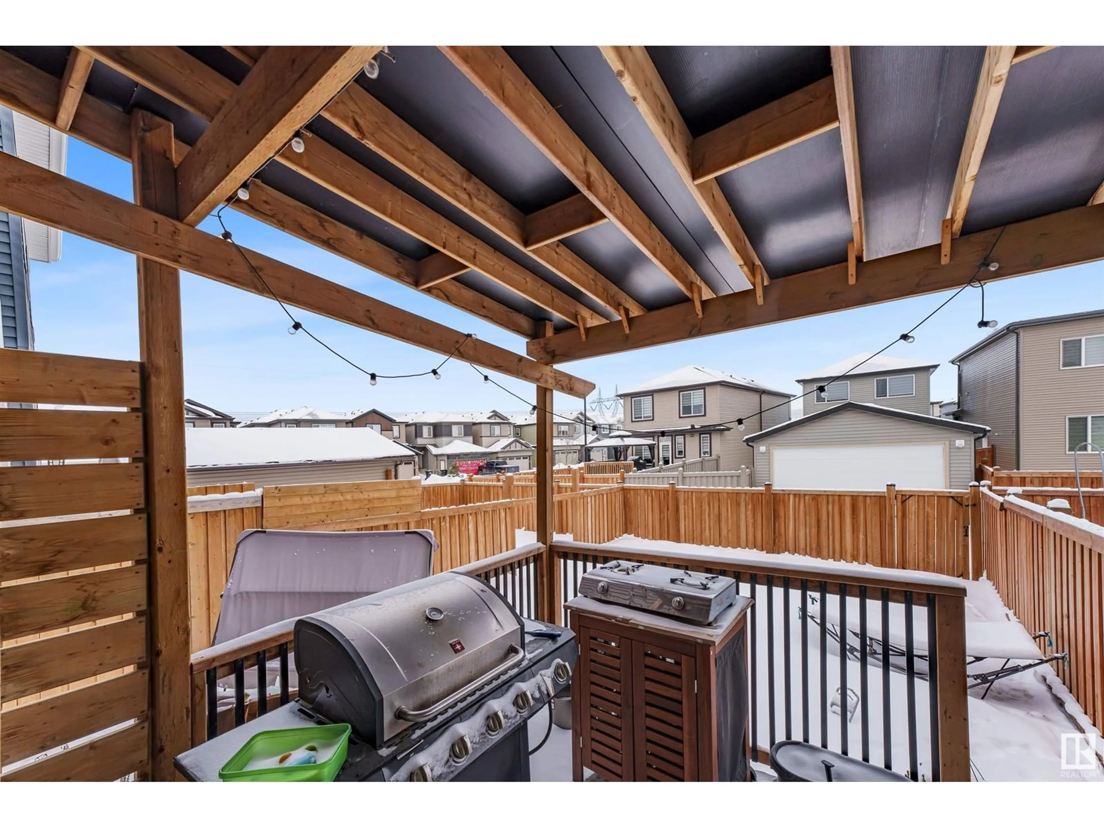 Patio, street for 7599 CREIGHTON PL SW, Edmonton Alberta T6W3Z6