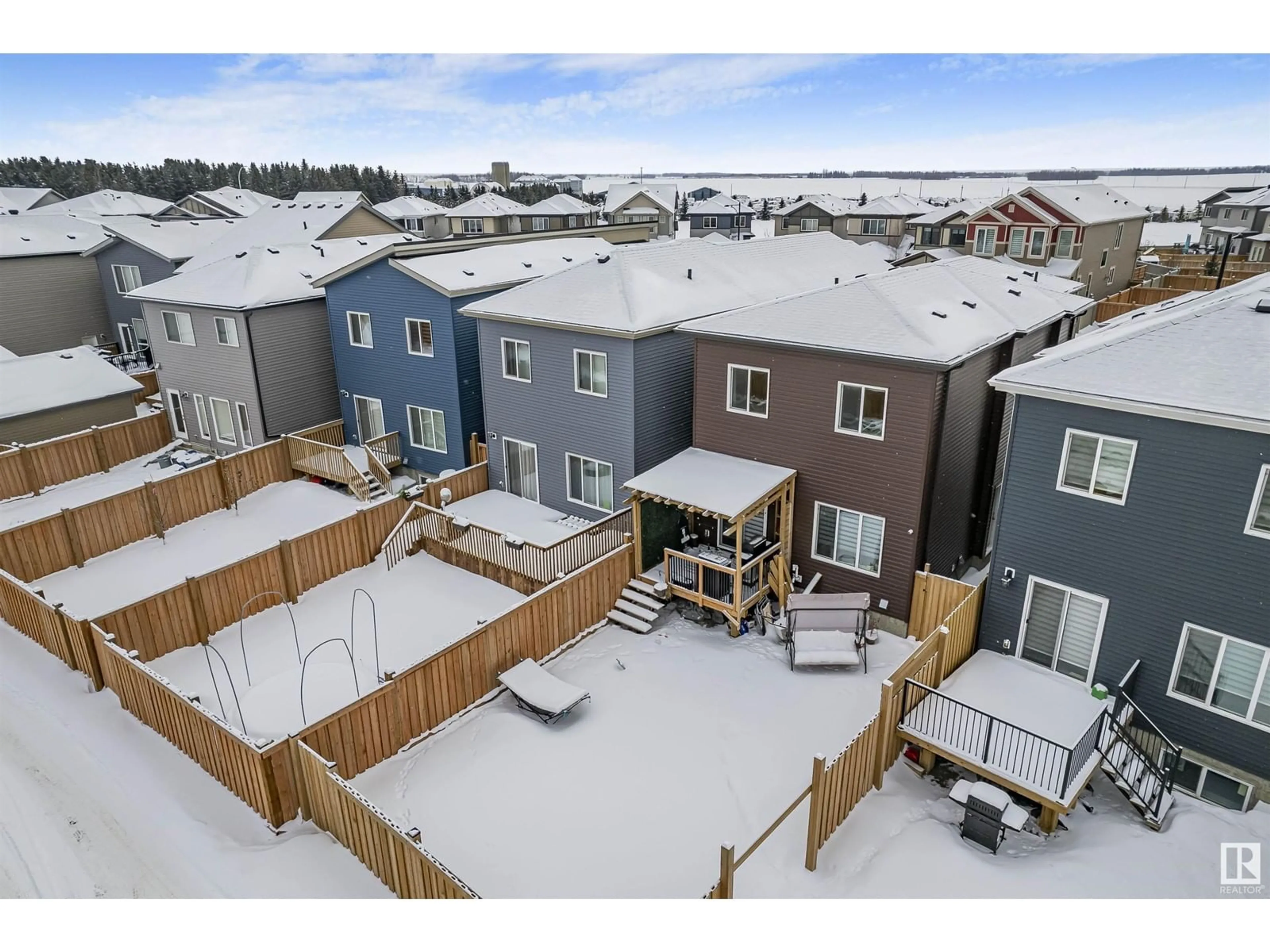 A pic from outside/outdoor area/front of a property/back of a property/a pic from drone, unknown for 7599 CREIGHTON PL SW, Edmonton Alberta T6W3Z6