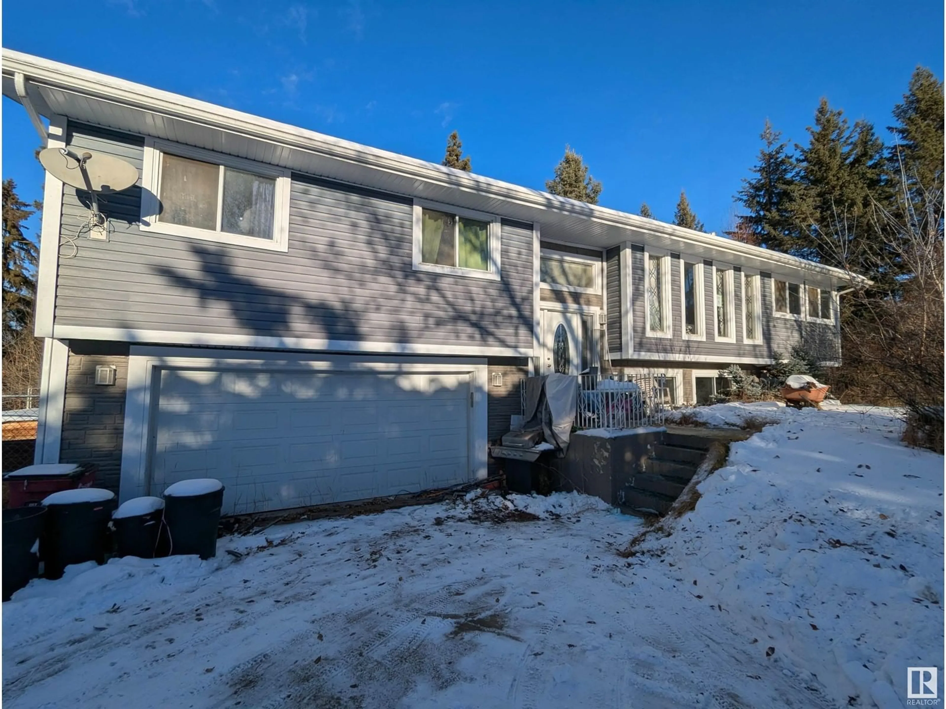 Home with vinyl exterior material, street for #2 - 52414 RGE ROAD 20, Rural Parkland County Alberta T0E0H0