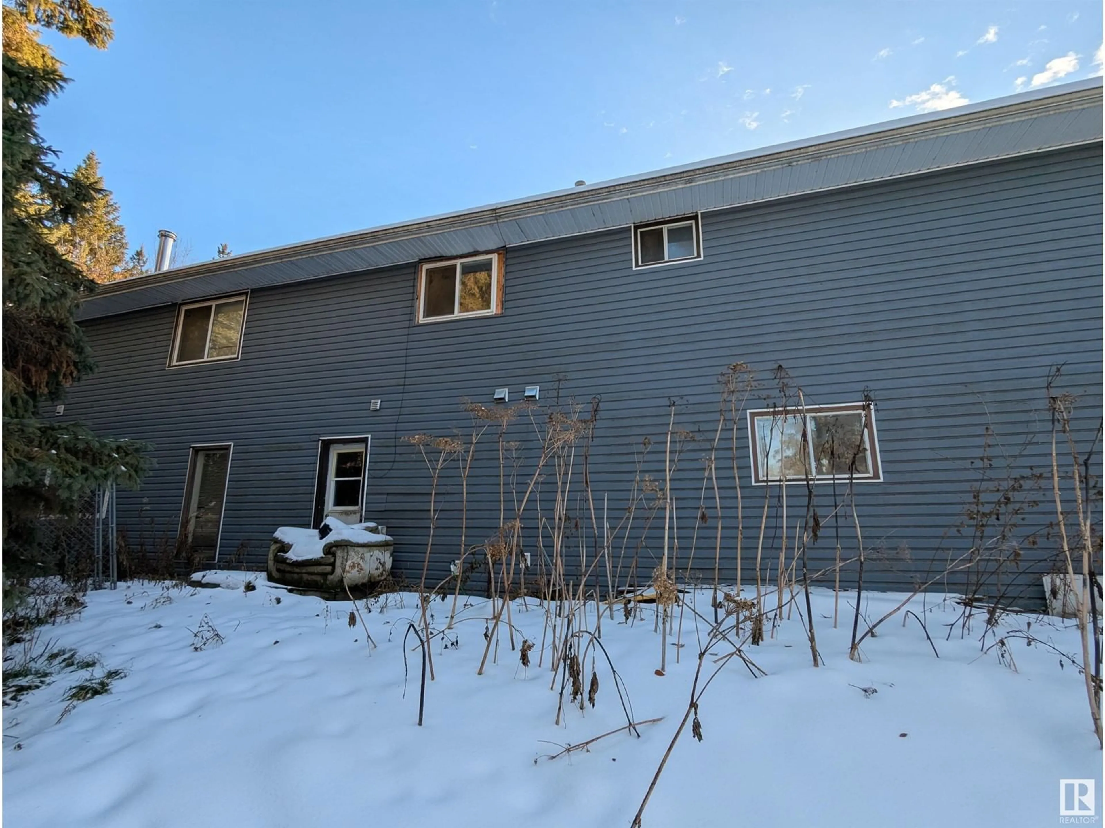 Home with vinyl exterior material, street for #2 - 52414 RGE ROAD 20, Rural Parkland County Alberta T0E0H0