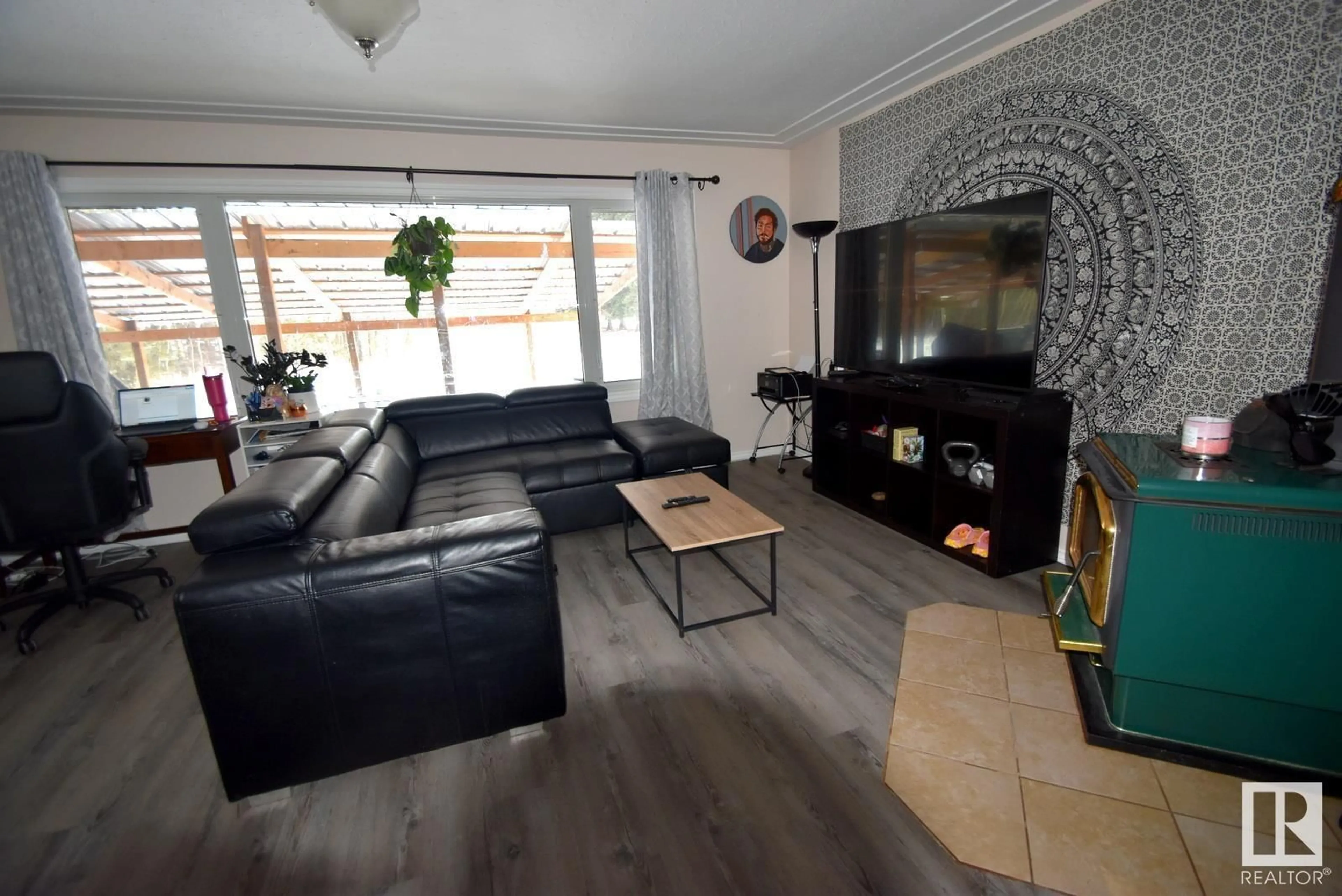 Living room with furniture, wood/laminate floor for 4808 51 AV, Vilna Alberta T0A3L0