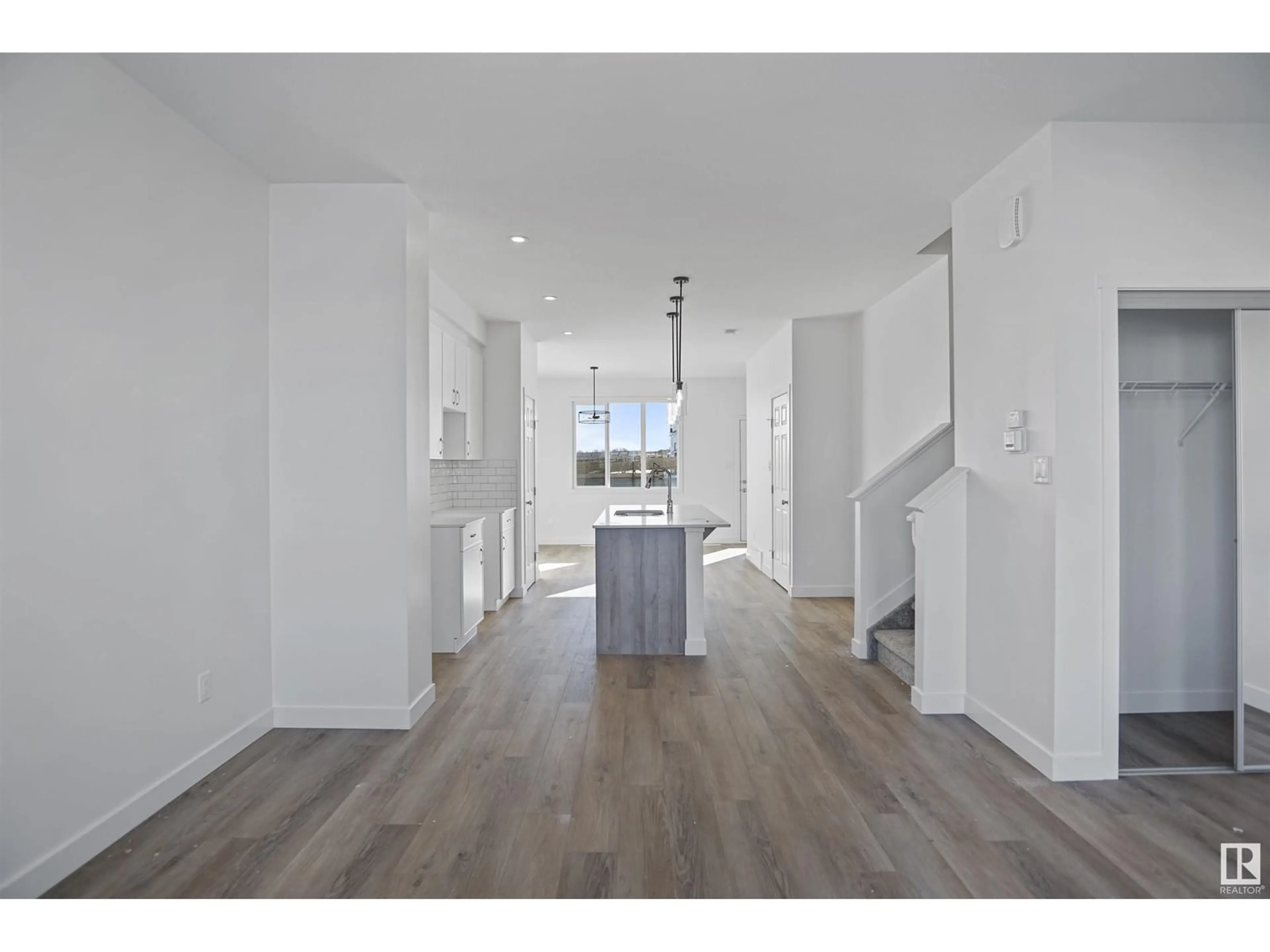 Open concept kitchen, unknown for 1252 MCLEOD AV, Spruce Grove Alberta T7X2Z7