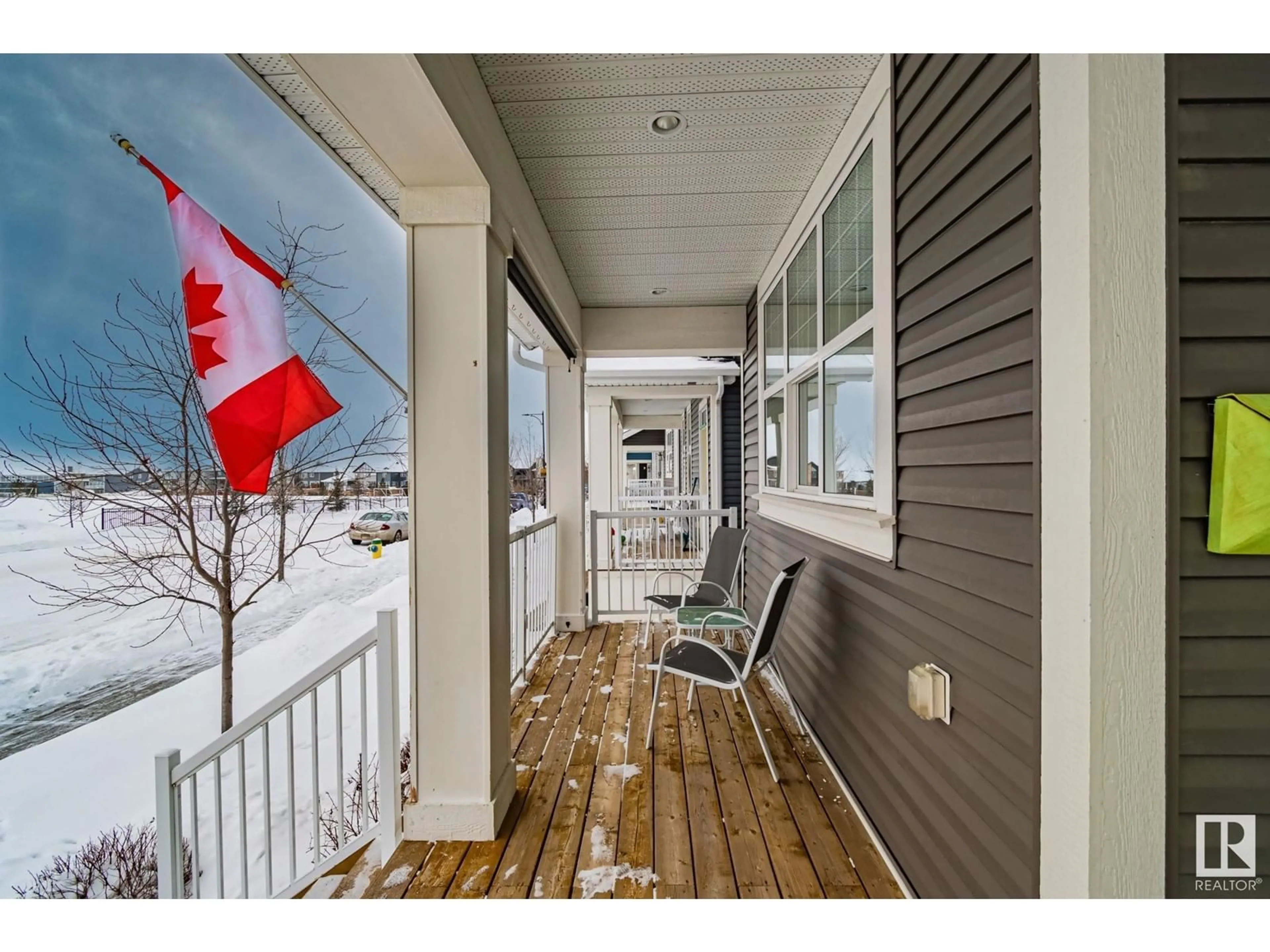 Indoor entryway for 407 SHEPPARD BV, Leduc Alberta T9E1C1