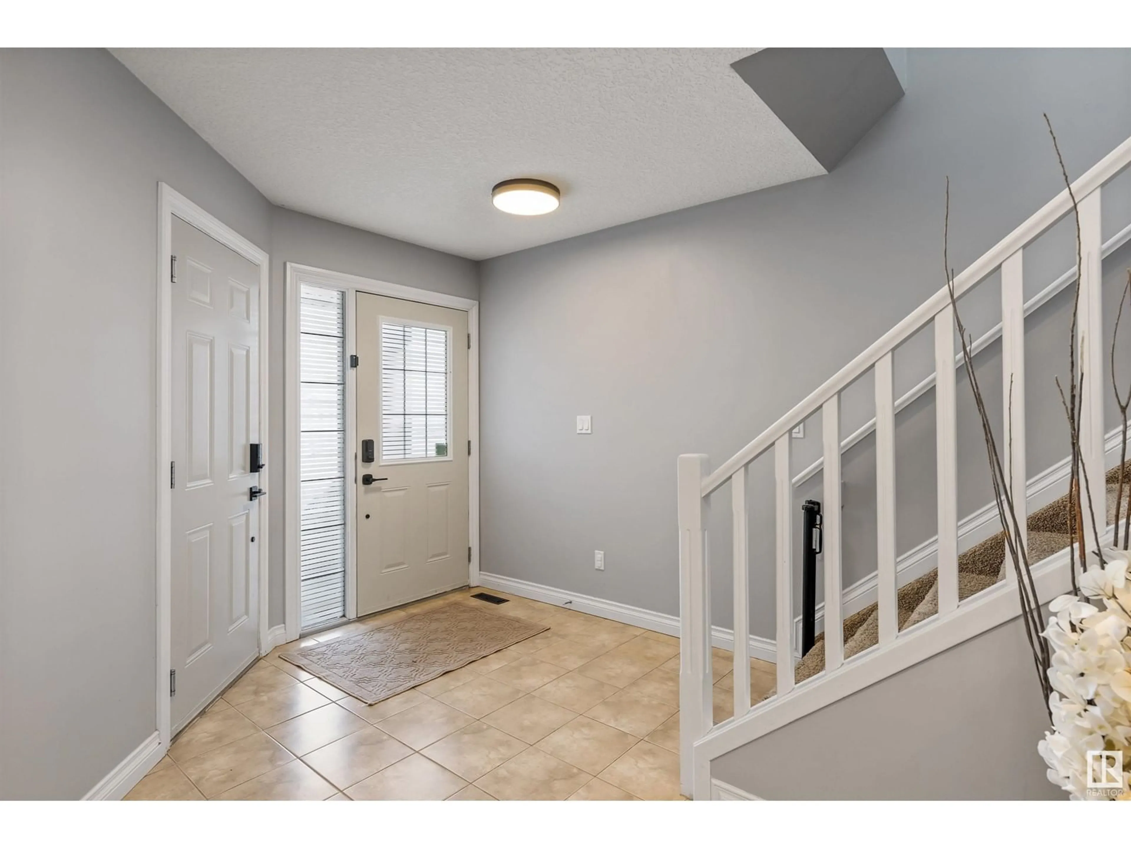 Indoor entryway for 21 DUNLOP WD, Leduc Alberta T9E0N2