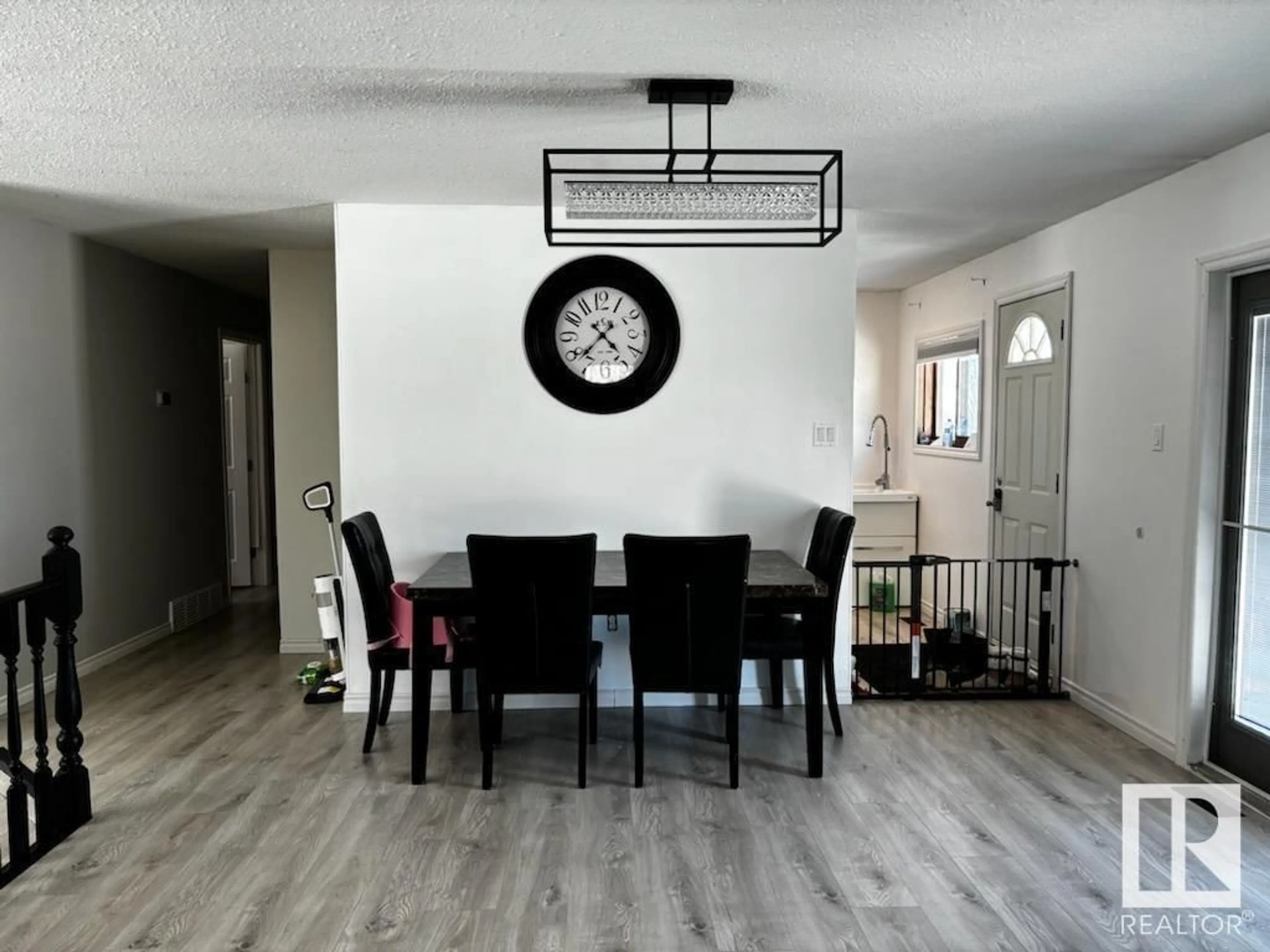 Dining room, wood/laminate floor for 61522 HWY 2, Rural Westlock County Alberta T0G2E0