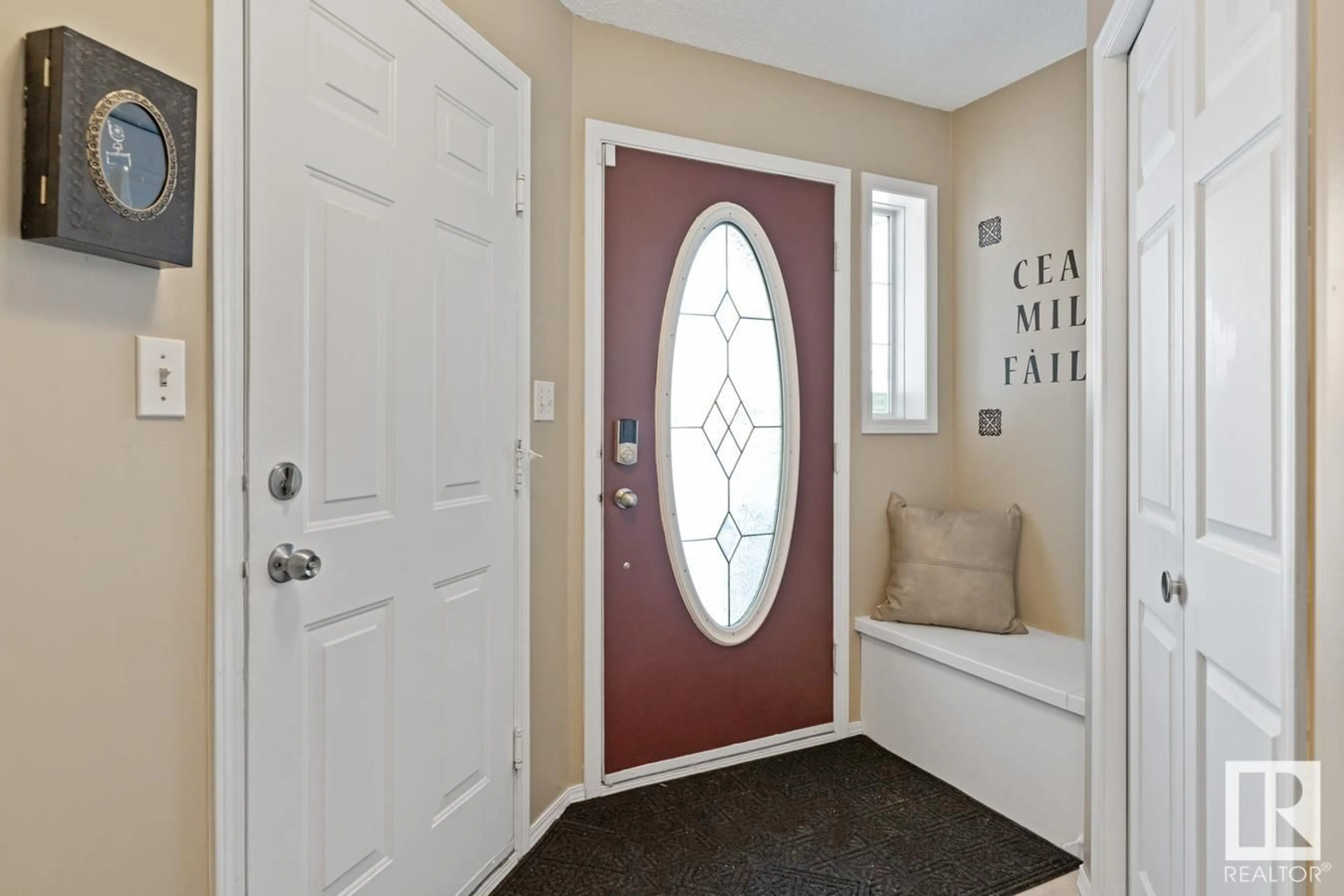 Indoor entryway for 2823 41A AV NW, Edmonton Alberta T6T1M5