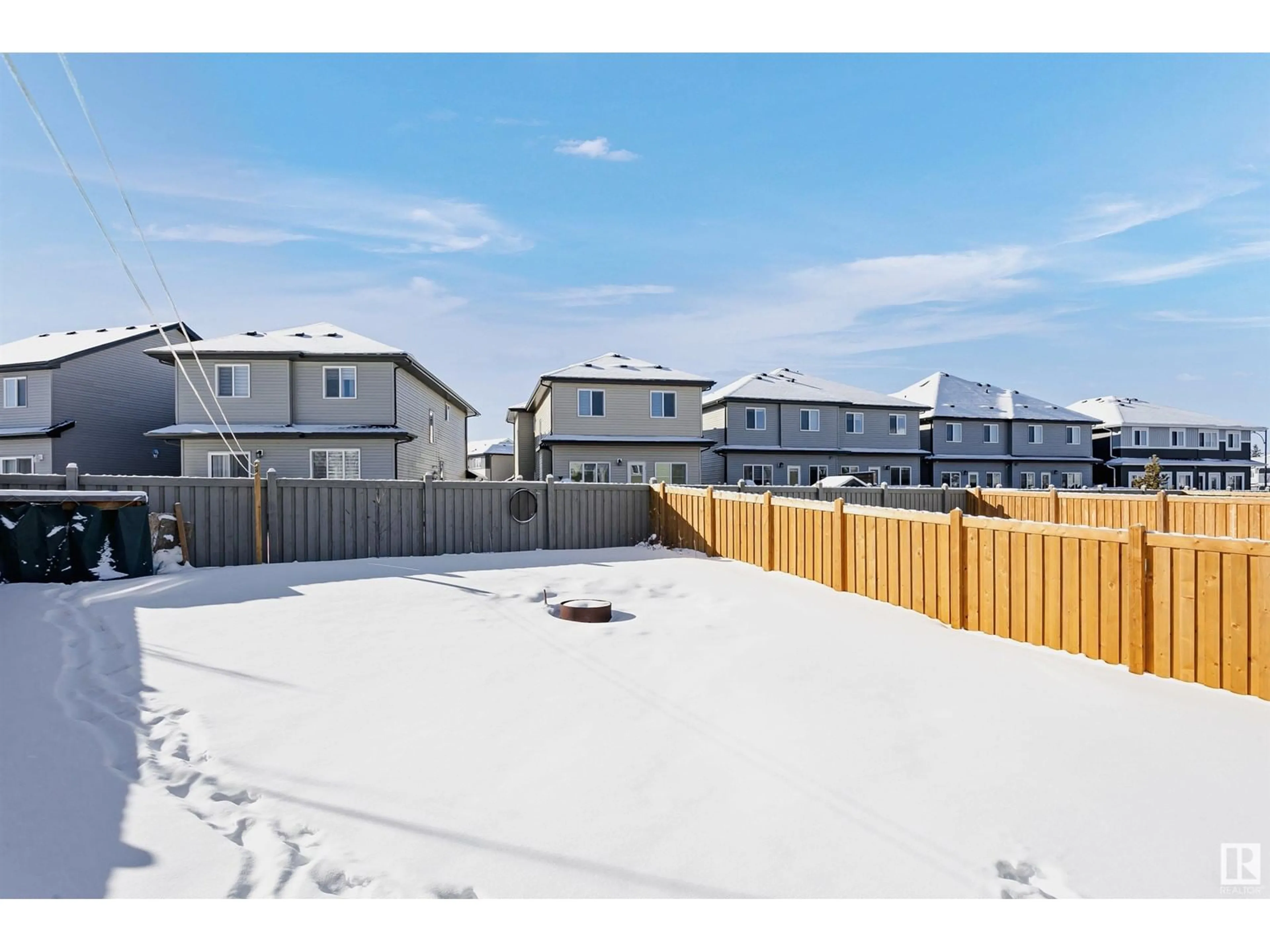 A pic from outside/outdoor area/front of a property/back of a property/a pic from drone, unknown for 7041 CHIVERS LO SW, Edmonton Alberta T6W3Y7