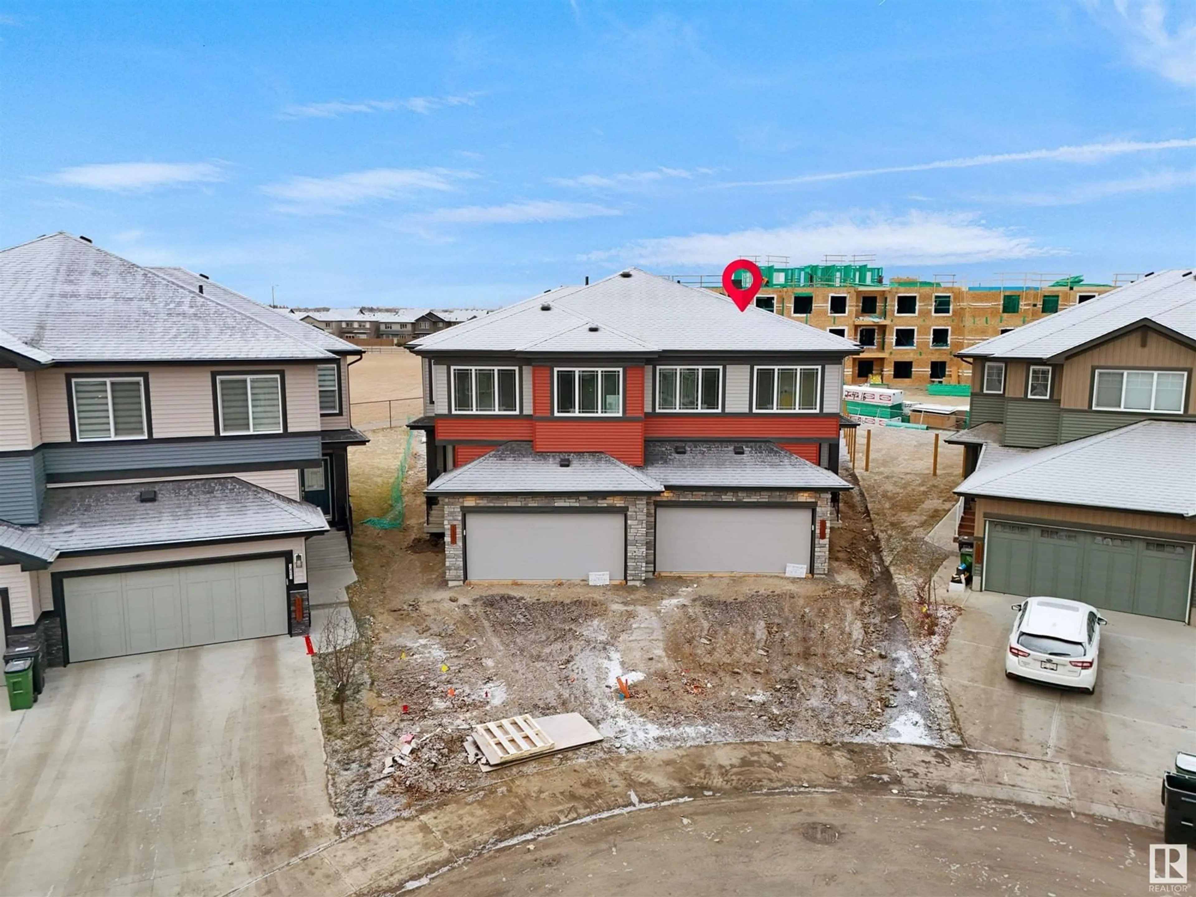 A pic from outside/outdoor area/front of a property/back of a property/a pic from drone, unknown for 1435 Cherniak WY SW, Edmonton Alberta T6W4S5