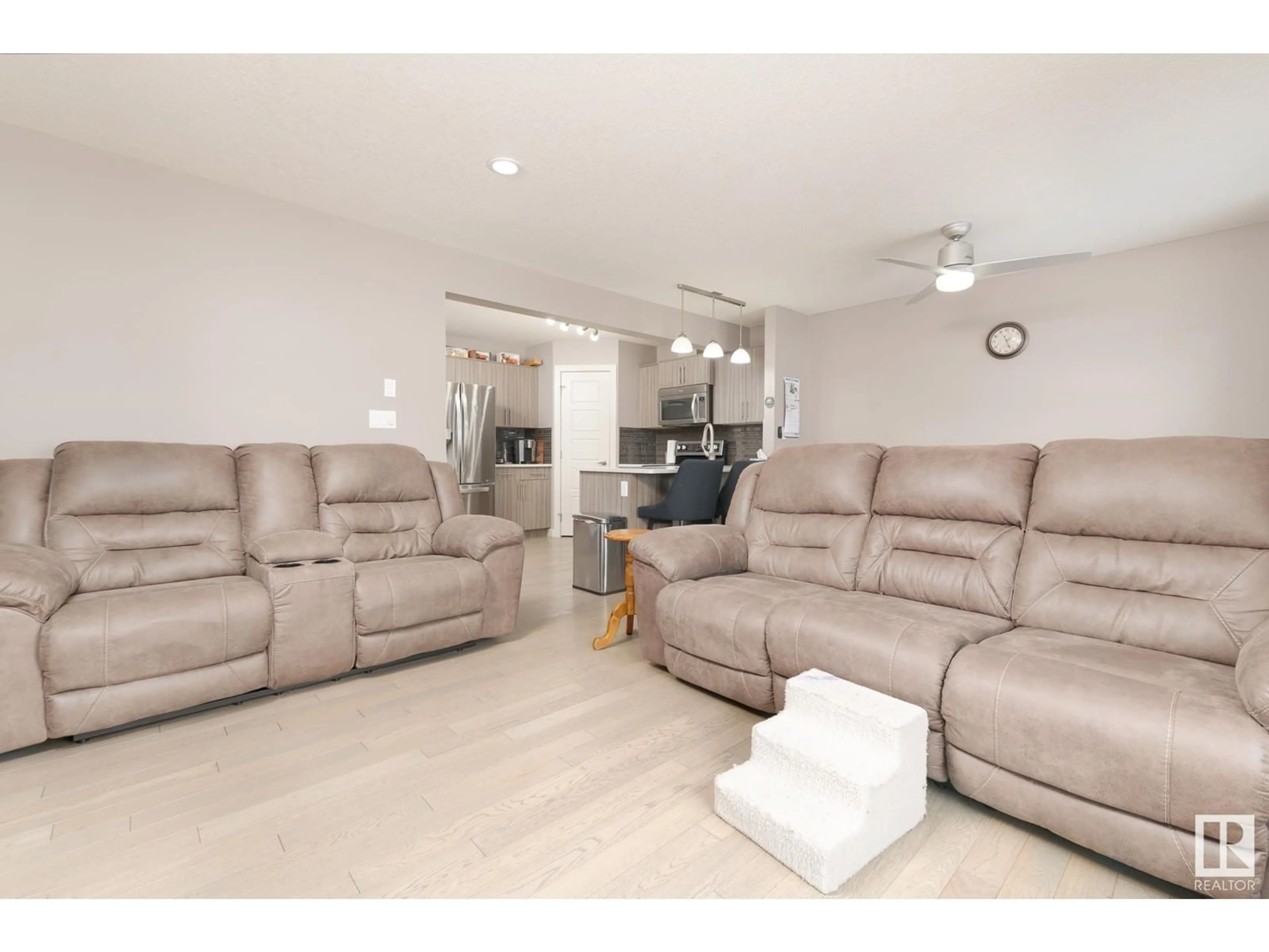 Living room with furniture, unknown for 114 WILLOW'S EN, Stony Plain Alberta T7Z0H7