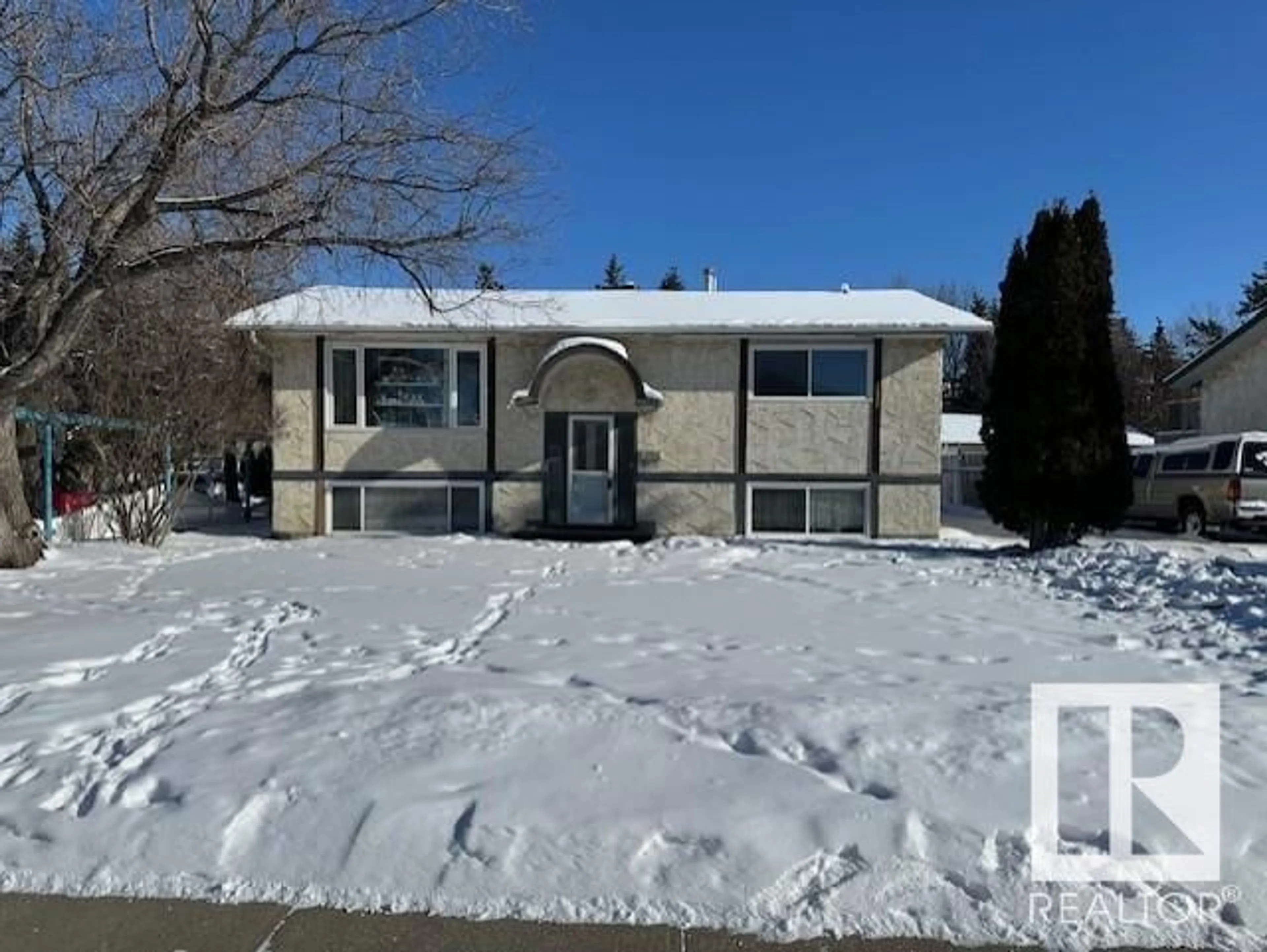 Unknown for 9903 167 ST, Edmonton Alberta T5P3W2