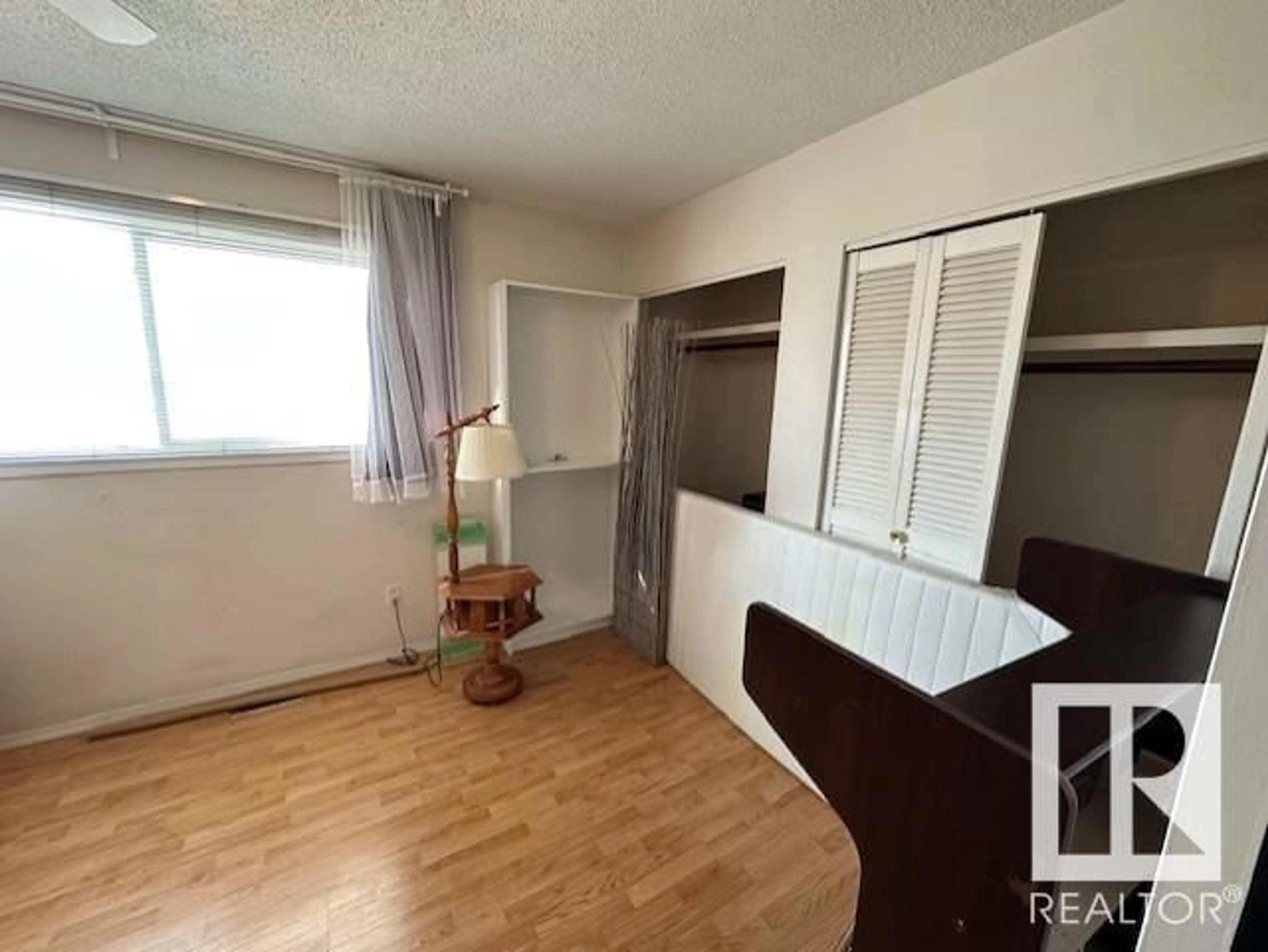 A pic of a room for 9903 167 ST, Edmonton Alberta T5P3W2