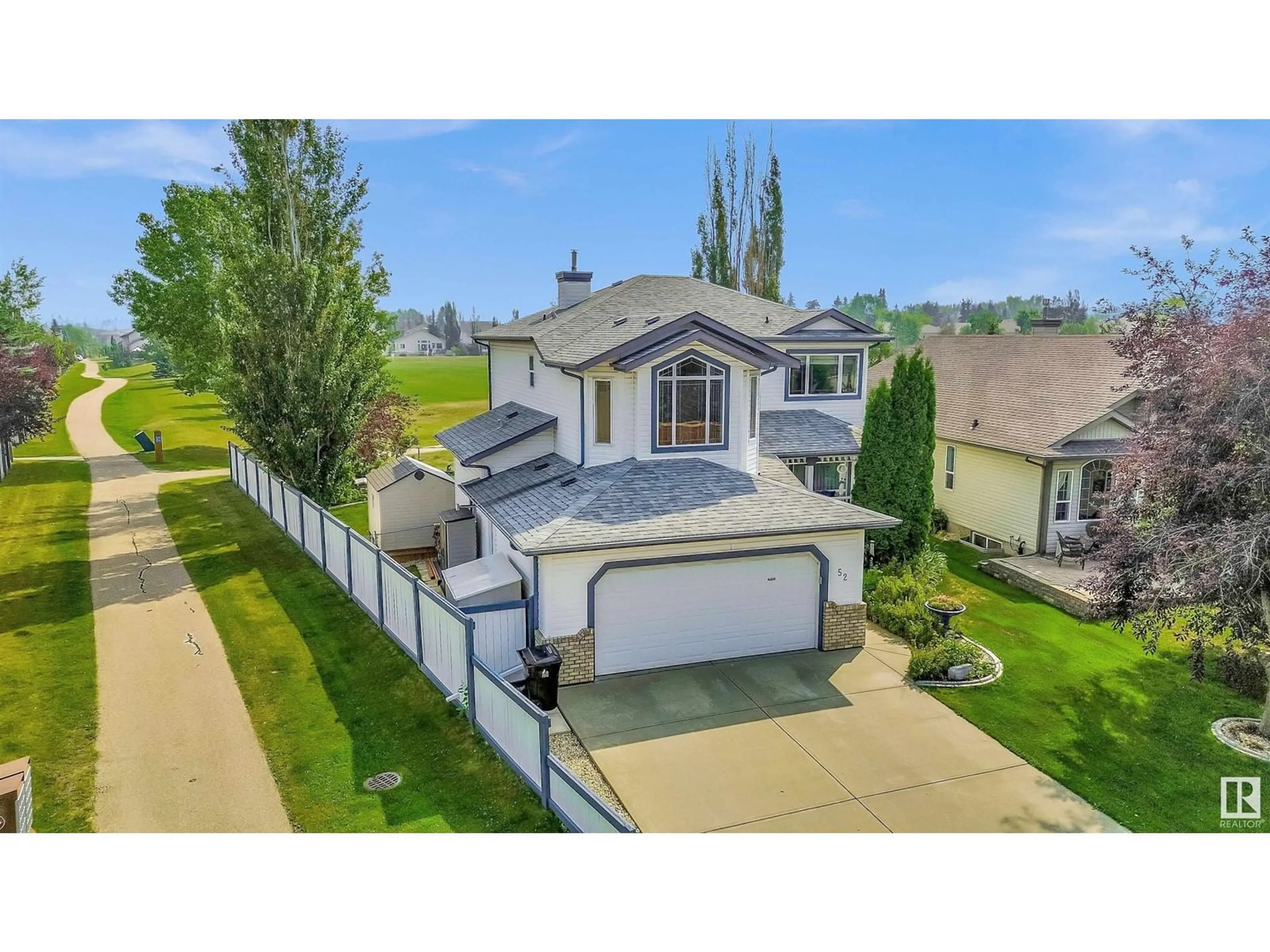 A pic from outside/outdoor area/front of a property/back of a property/a pic from drone, street for 52 LINKSIDE BV, Spruce Grove Alberta T7X4A6