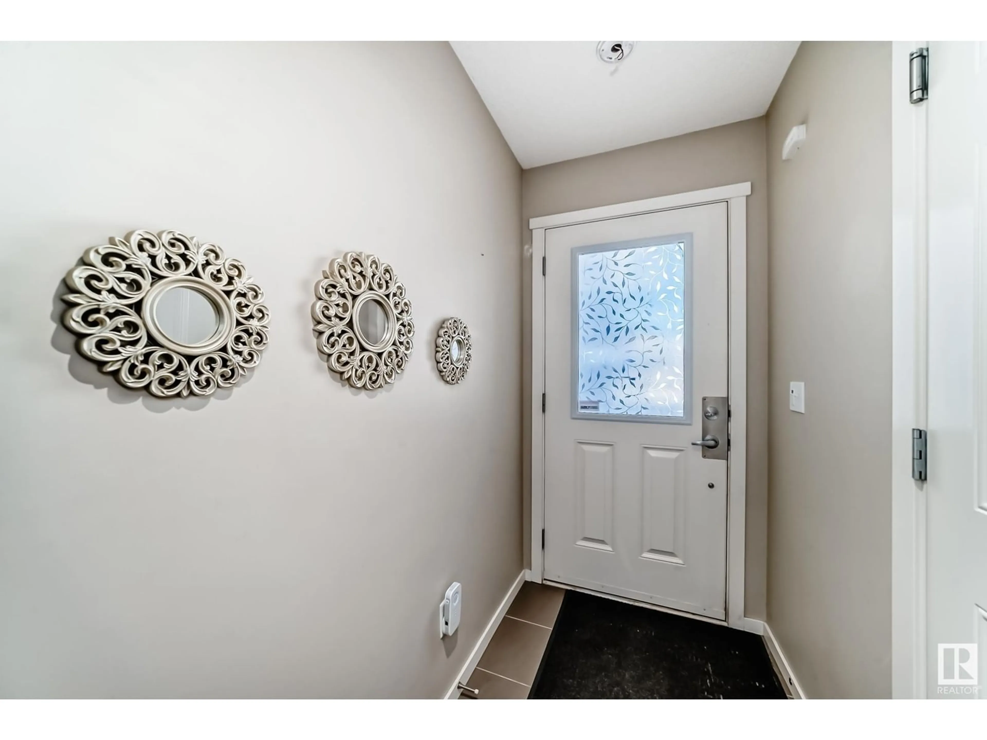 Indoor entryway for #120 603 Watt BV SW, Edmonton Alberta T6X0P3