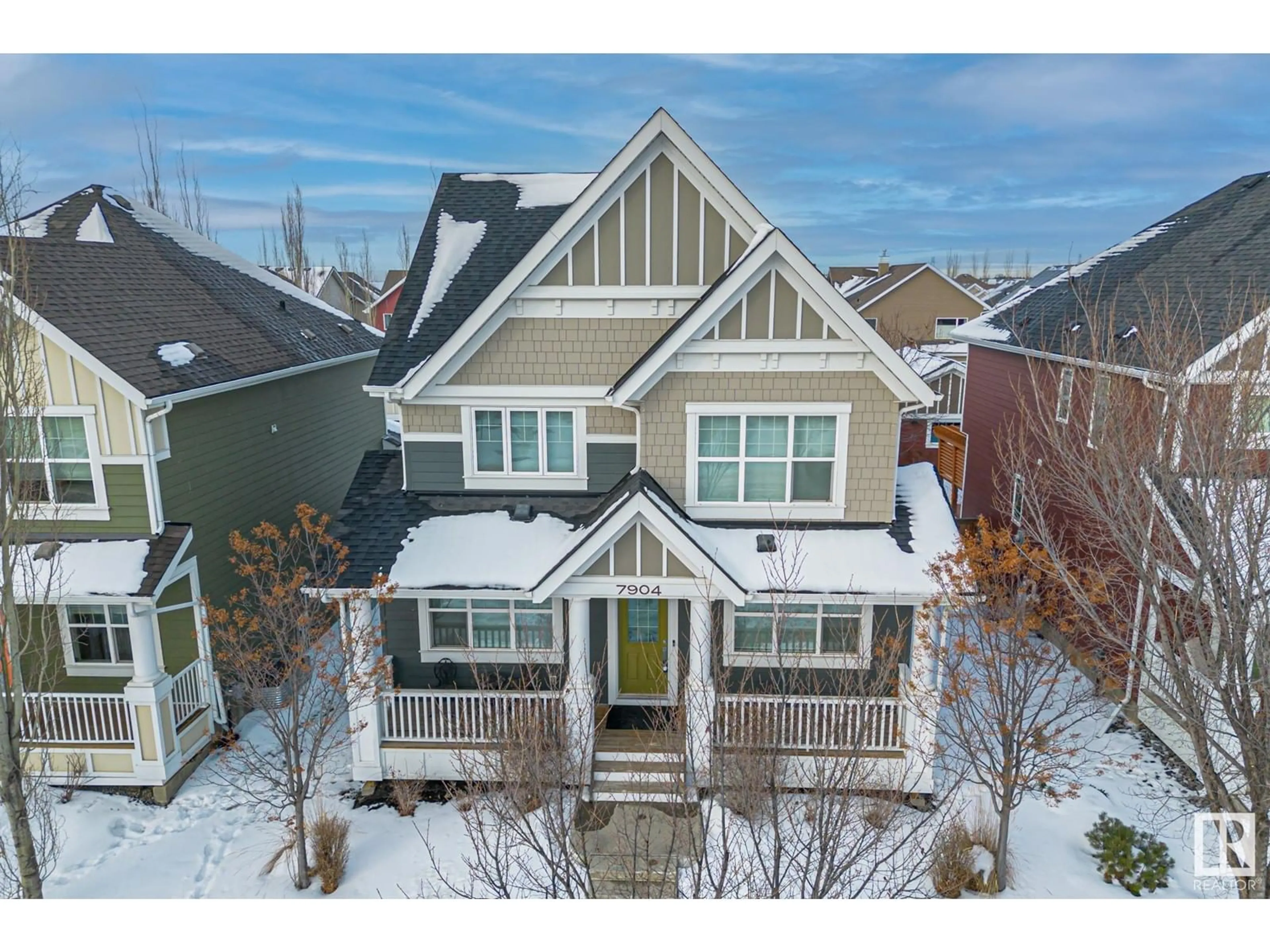 A pic from outside/outdoor area/front of a property/back of a property/a pic from drone, street for 7904 SUMMERSIDE GRANDE BV SW, Edmonton Alberta T6X0S9