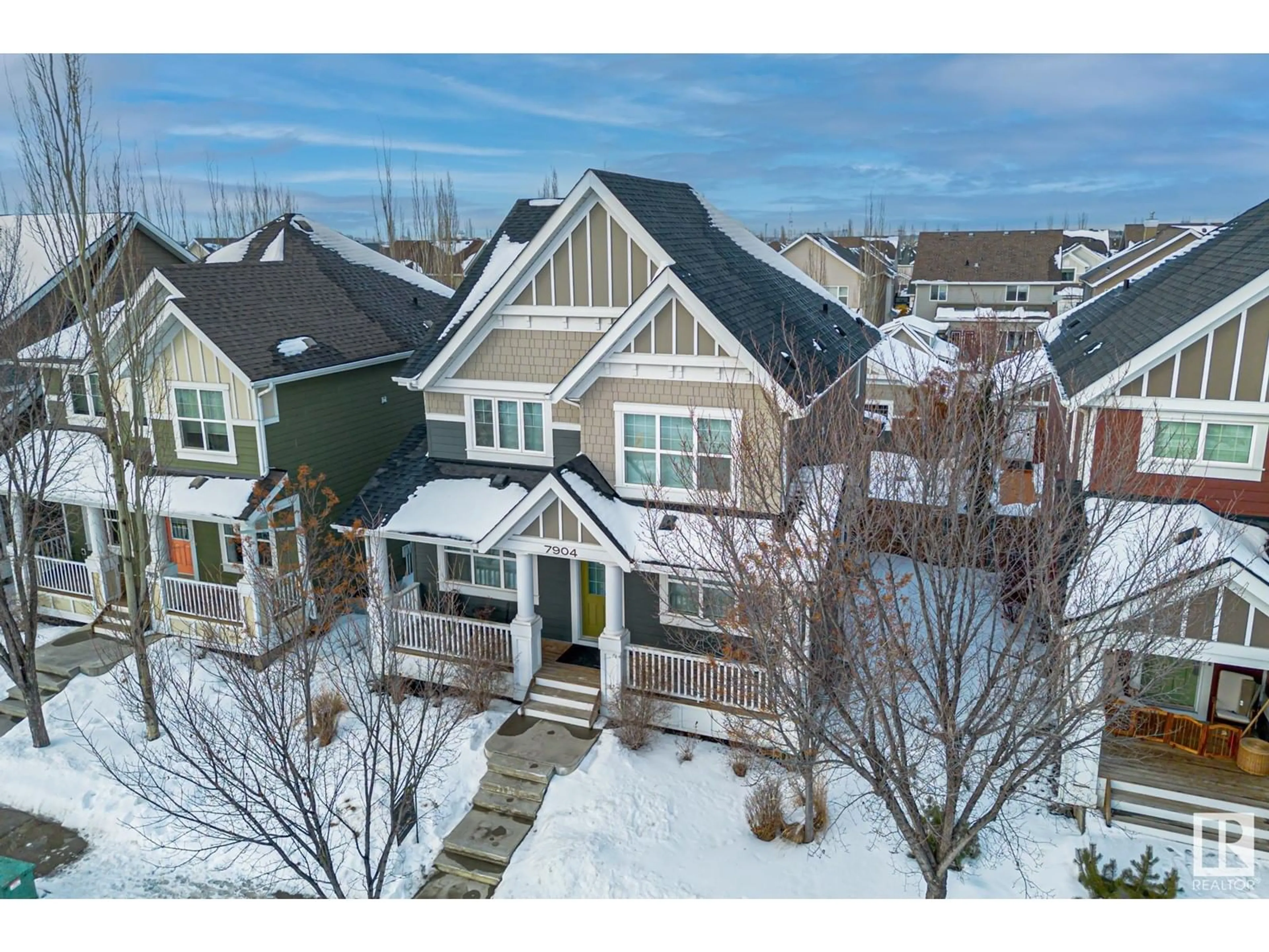 A pic from outside/outdoor area/front of a property/back of a property/a pic from drone, street for 7904 SUMMERSIDE GRANDE BV SW, Edmonton Alberta T6X0S9