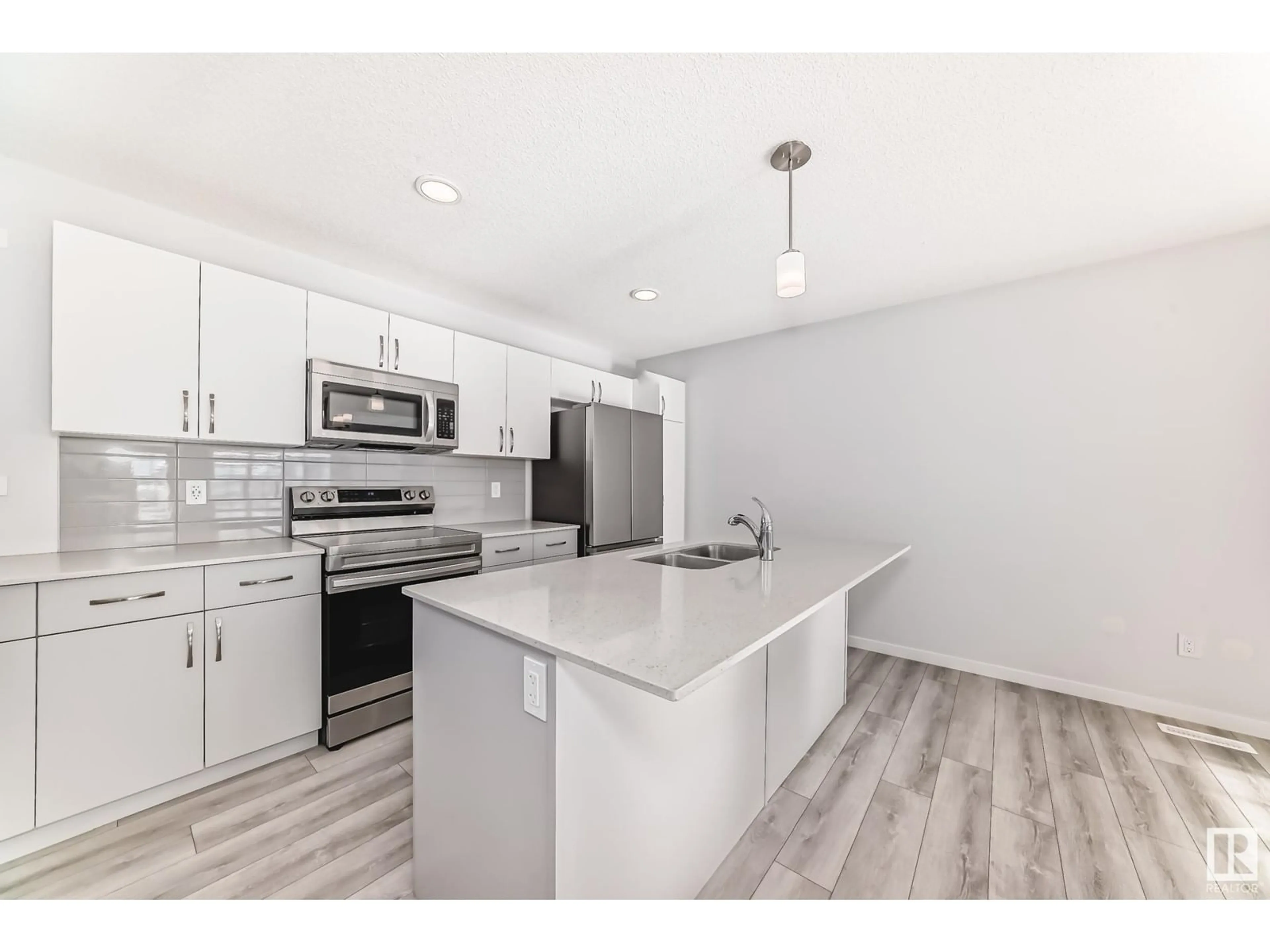 Open concept kitchen, unknown for 1091 CY BECKER RD NW, Edmonton Alberta T5Y4B6