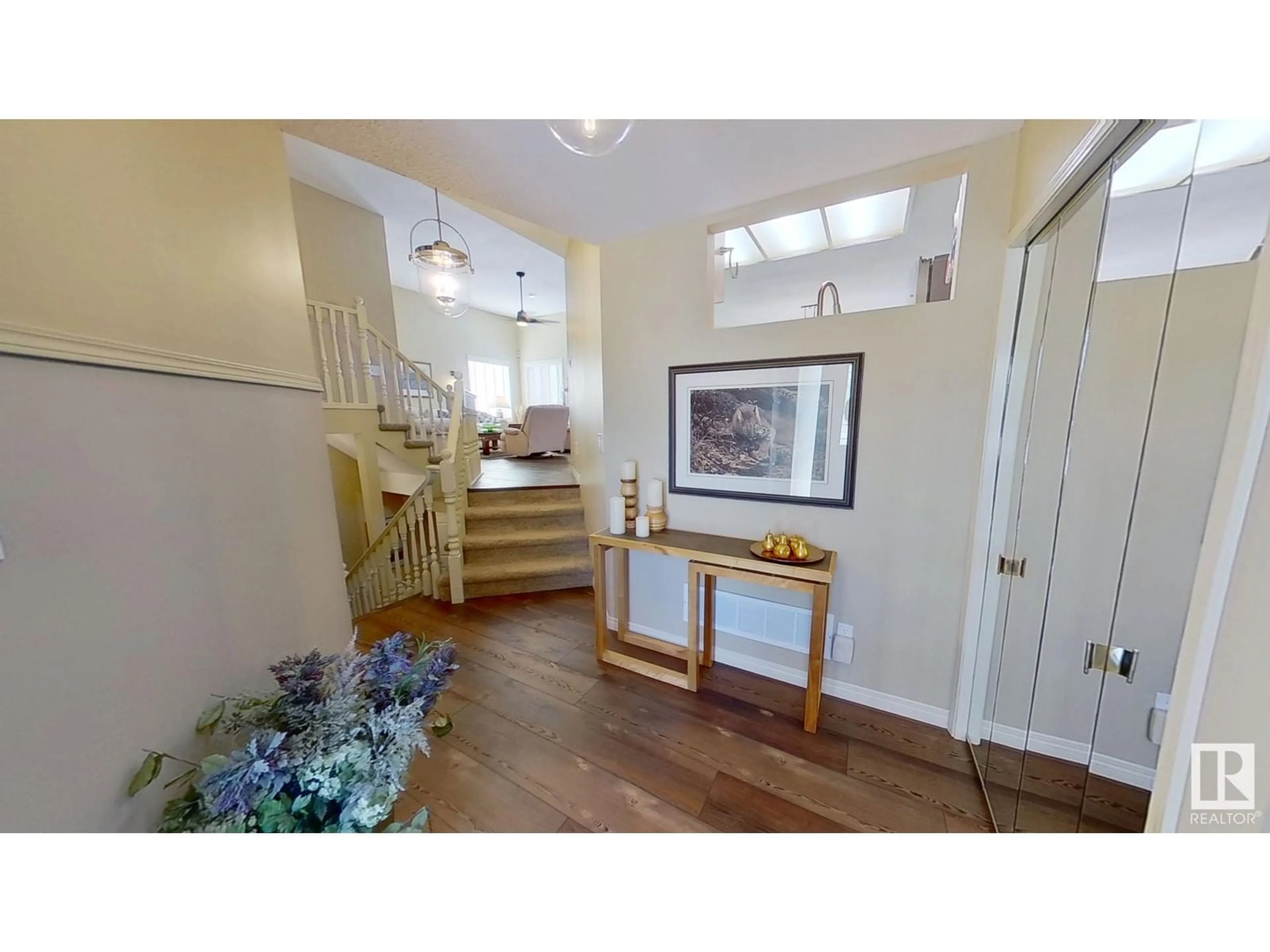 Indoor entryway for #47 - 1130 FALCONER RD, Edmonton Alberta T6R2J6