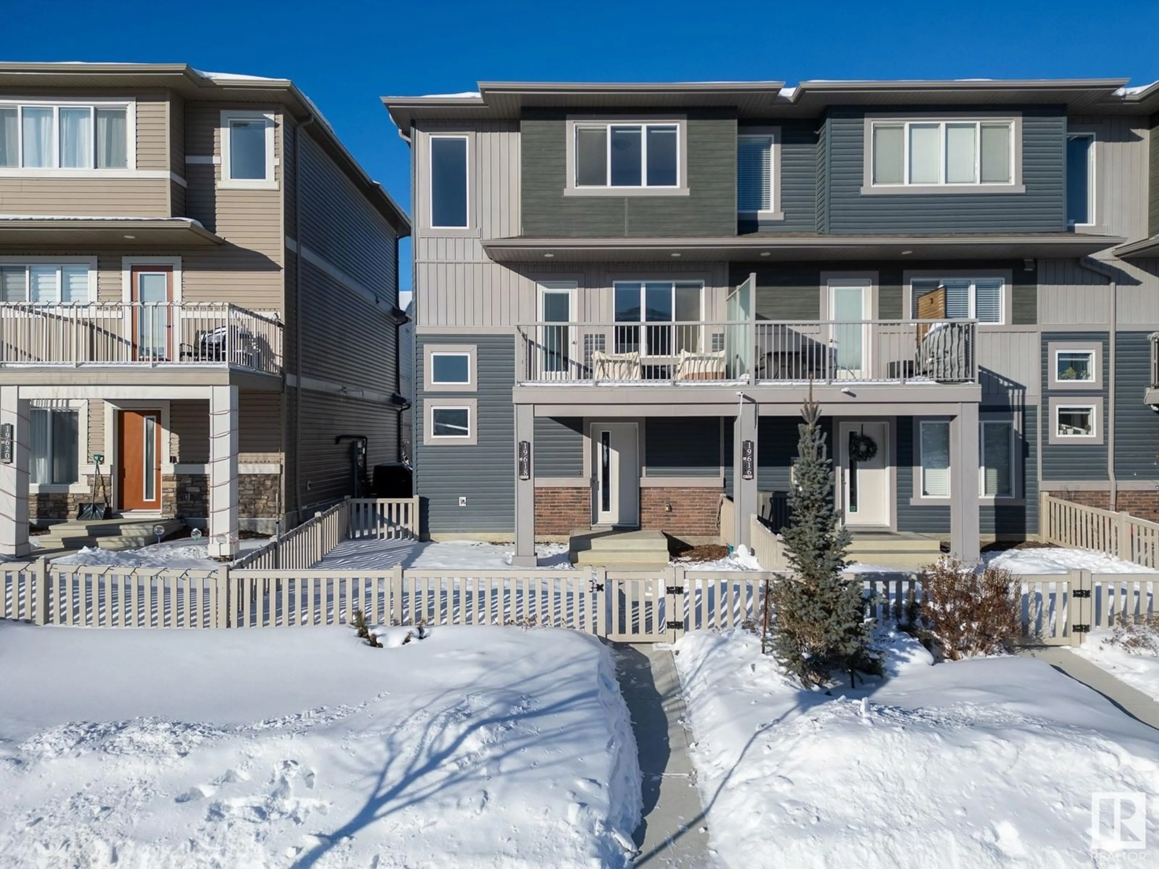 A pic from outside/outdoor area/front of a property/back of a property/a pic from drone, street for 19618 27 AV NW, Edmonton Alberta T6M0X1