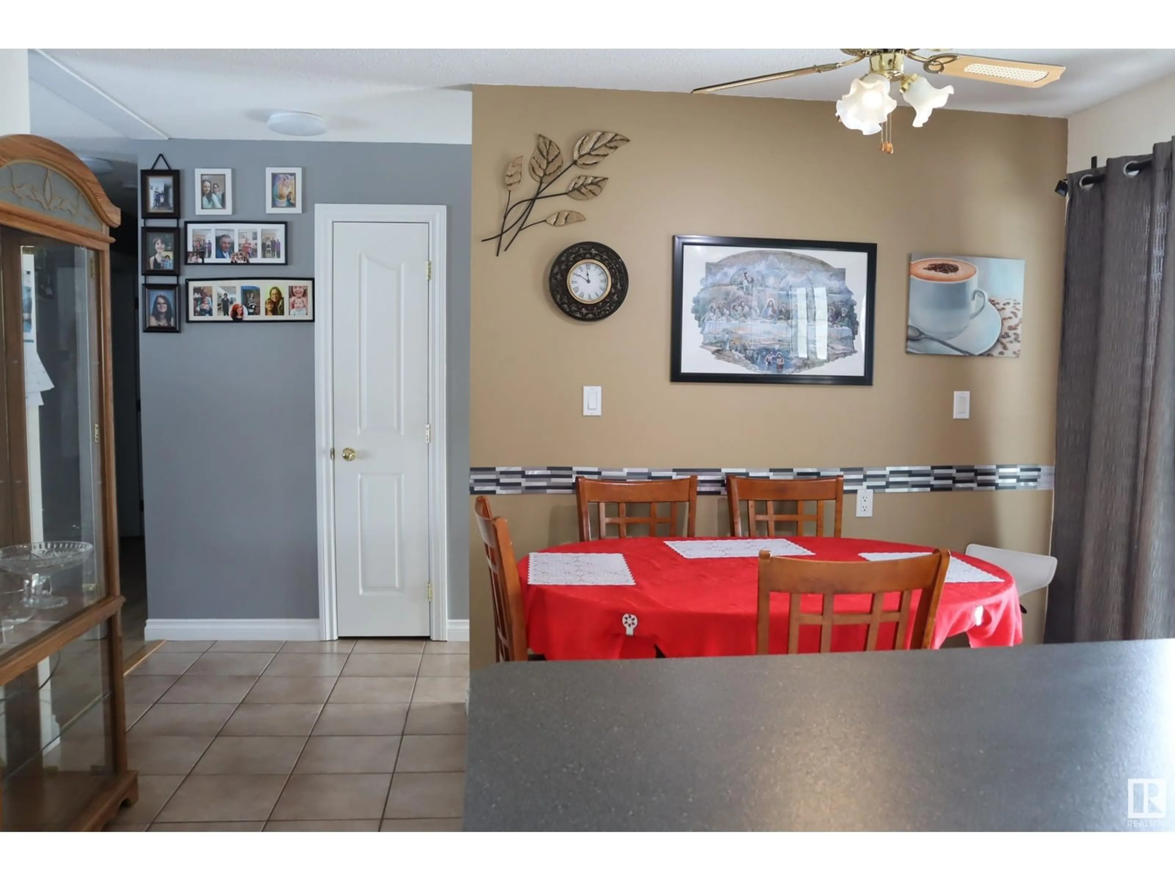 Dining room, ceramic/tile floor for 5217 38 ave, Wetaskiwin Alberta T9A2L9