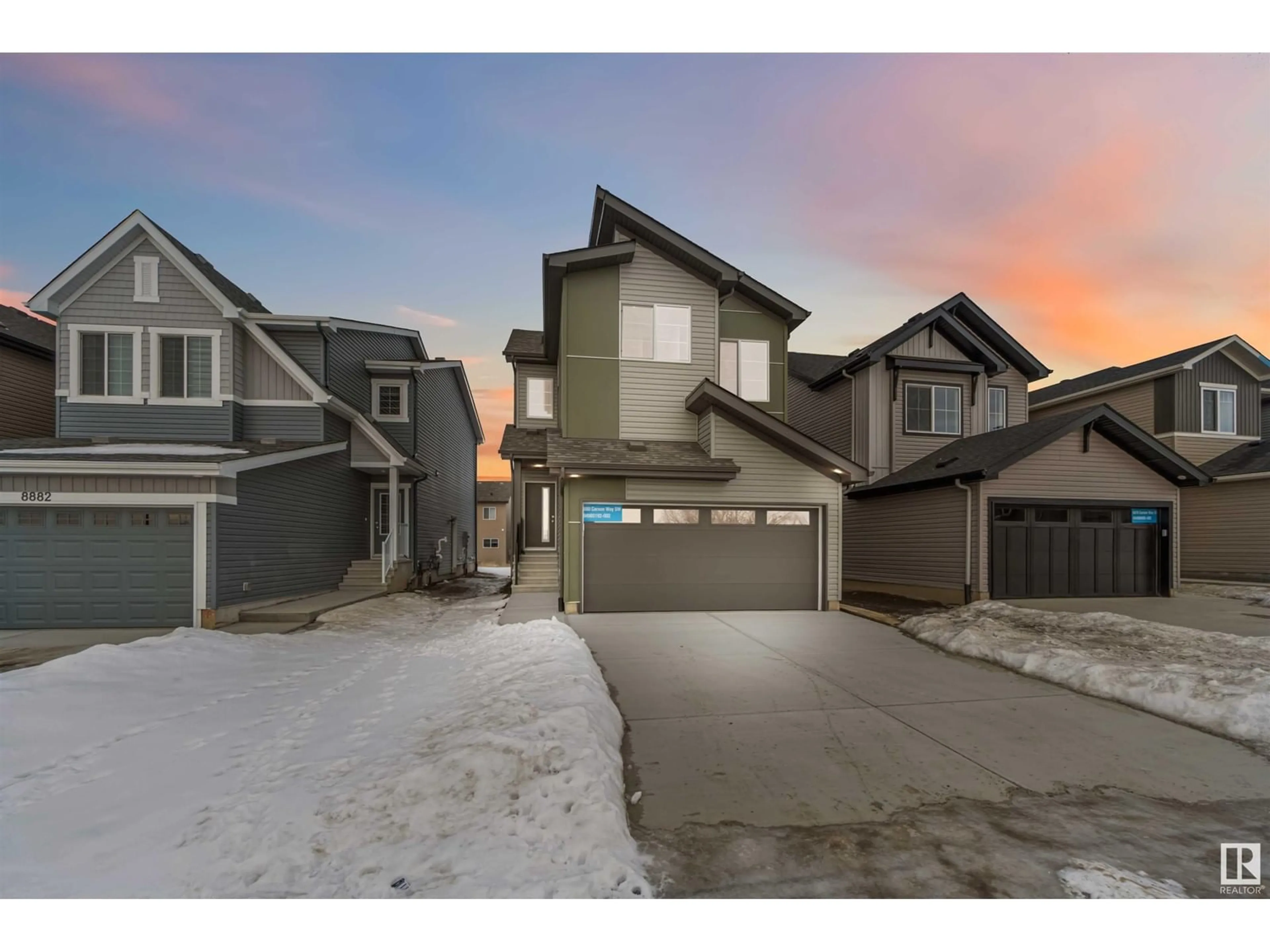 A pic from outside/outdoor area/front of a property/back of a property/a pic from drone, street for 8880 Carson WY SW, Edmonton Alberta T6W5H8