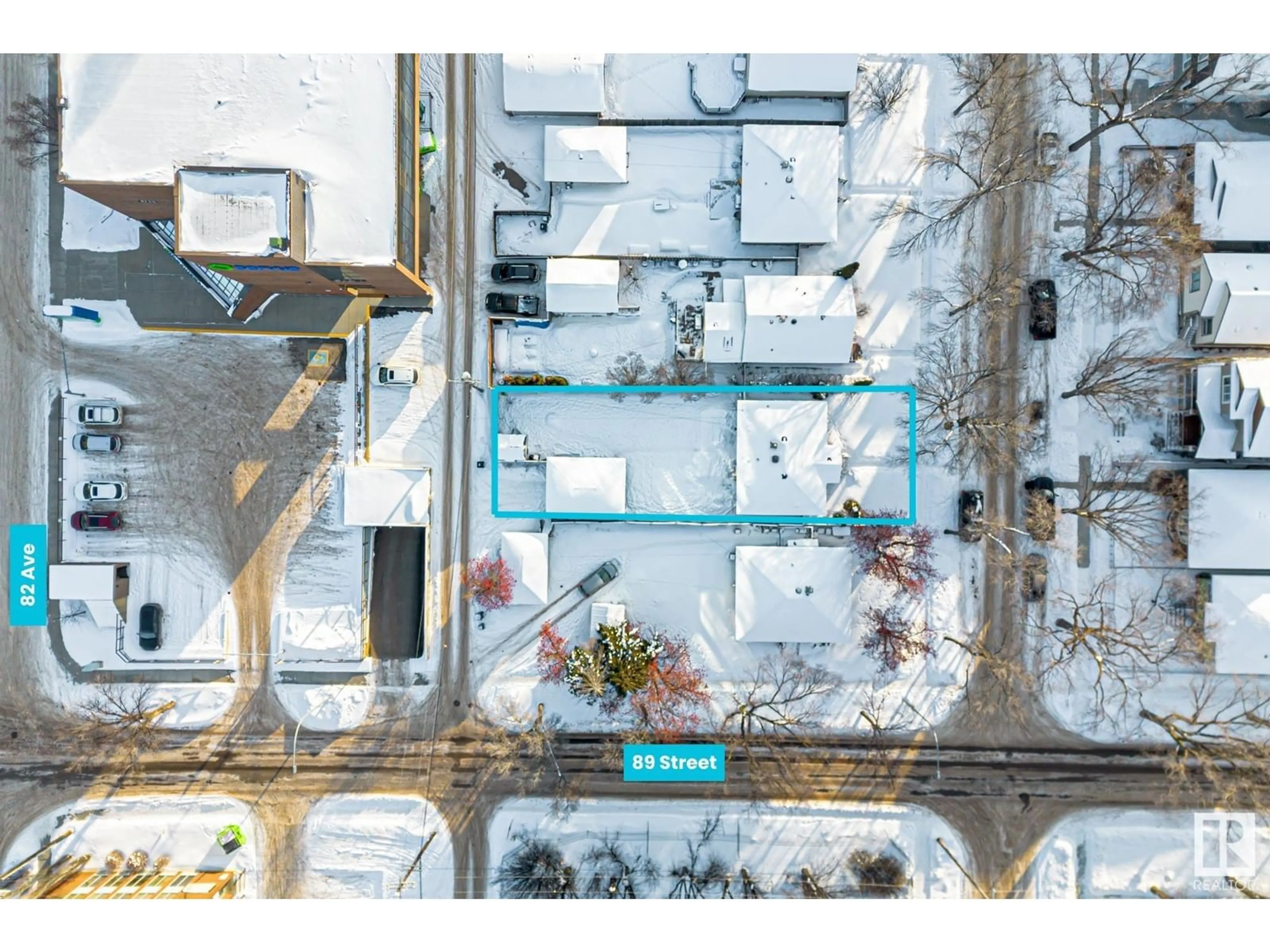 A pic from outside/outdoor area/front of a property/back of a property/a pic from drone, unknown for 8754 81 AV NW, Edmonton Alberta T6C0W6