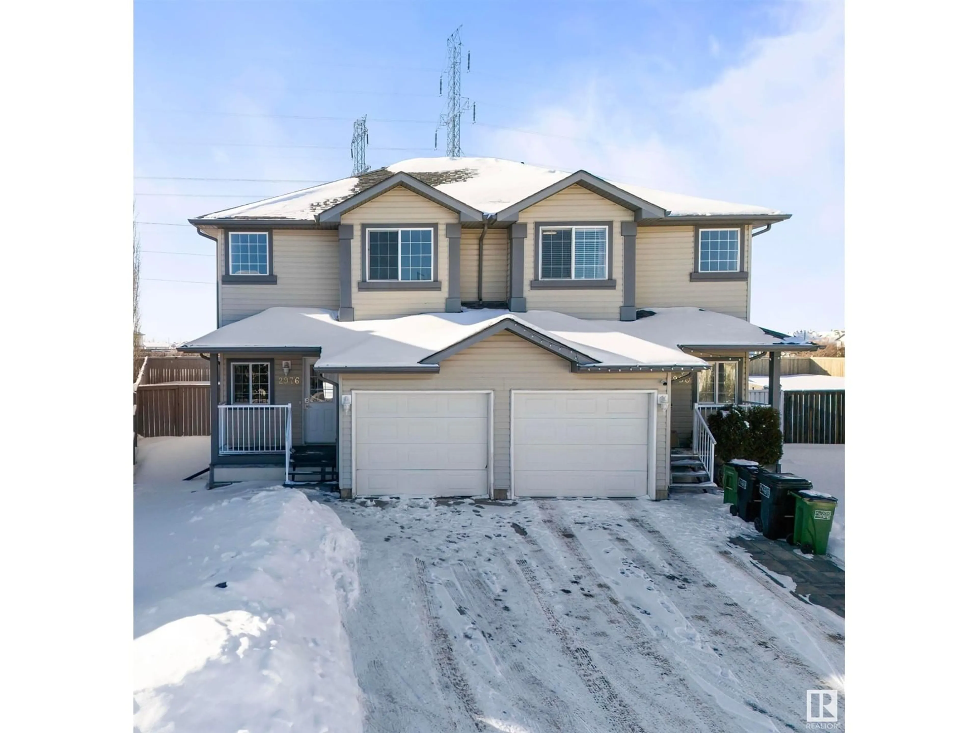 A pic from outside/outdoor area/front of a property/back of a property/a pic from drone, unknown for 2976 26 ST NW, Edmonton Alberta T6T2A1