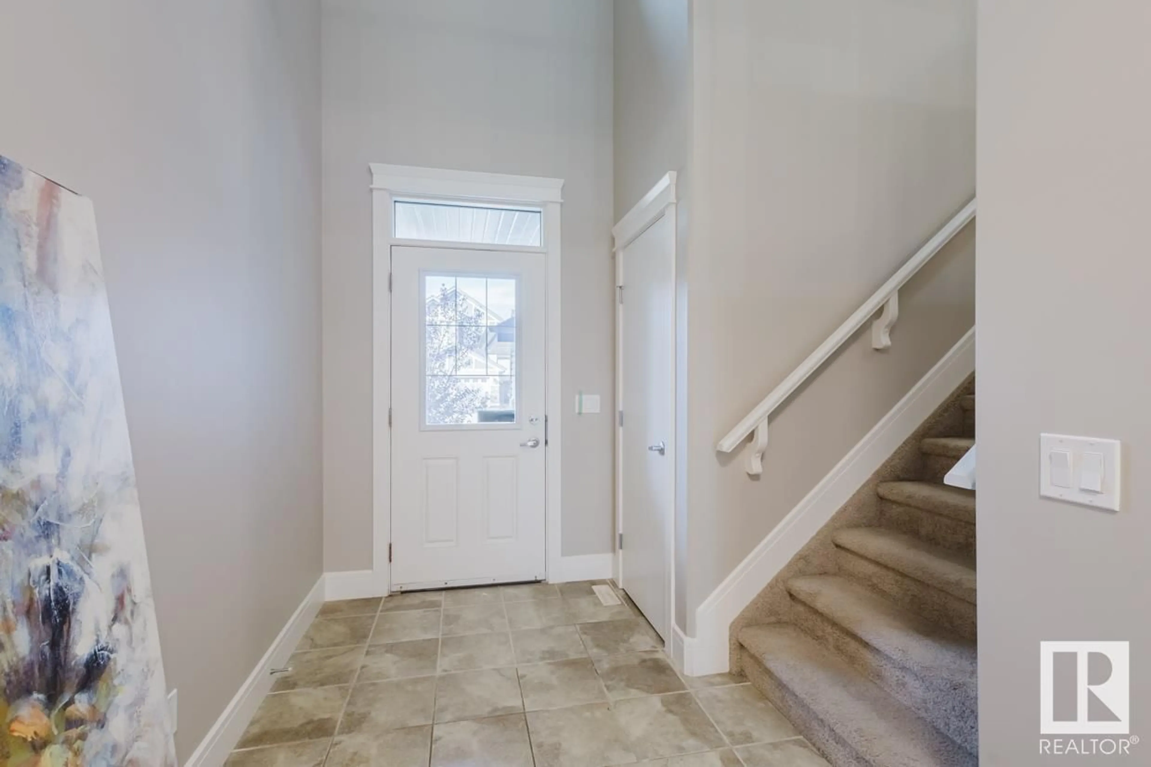 Indoor entryway for 3257 ABBOTT CR SW, Edmonton Alberta T6W2M4