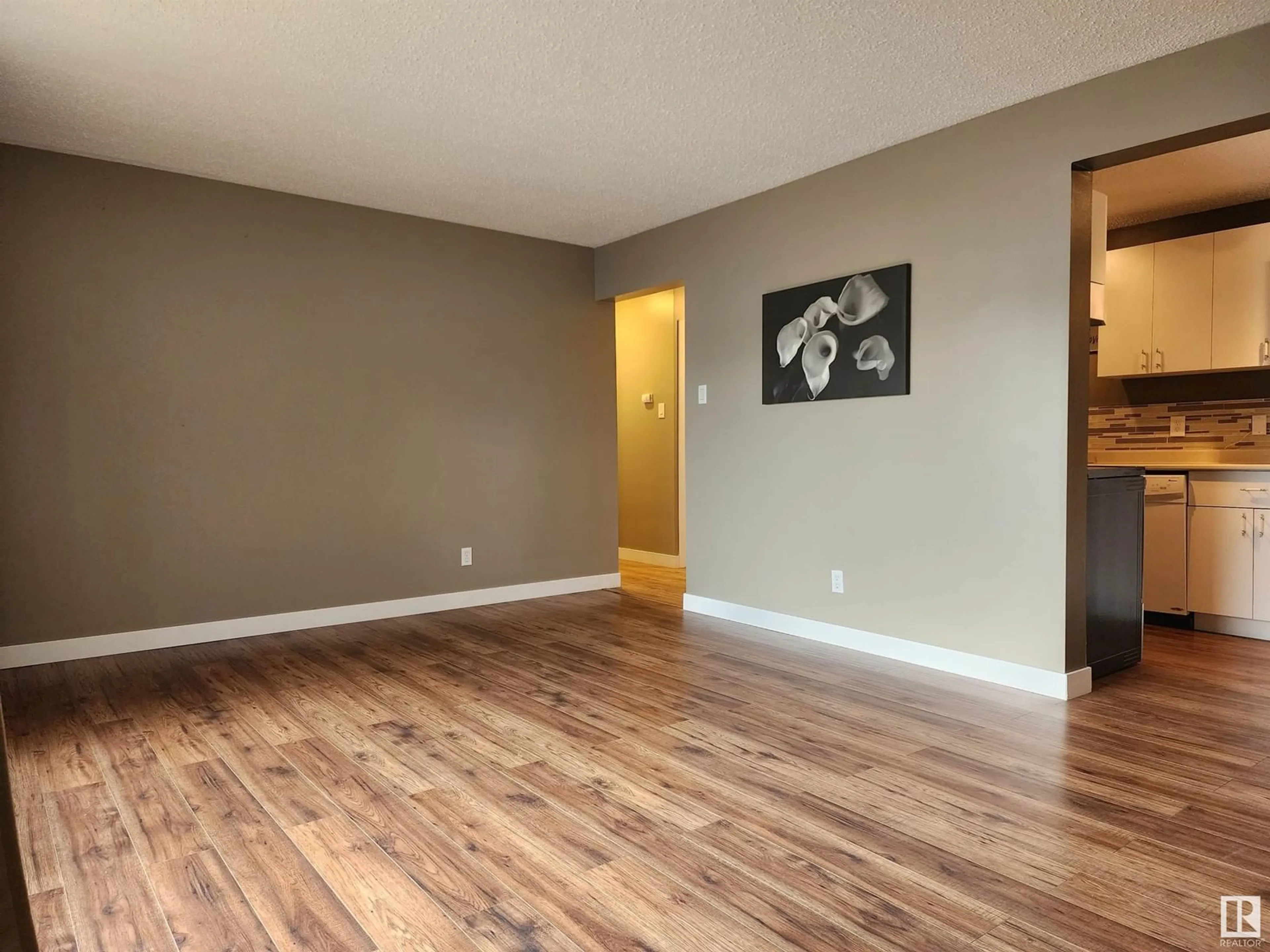 A pic of a room for #103 10945 83 ST NW, Edmonton Alberta T5H1M2