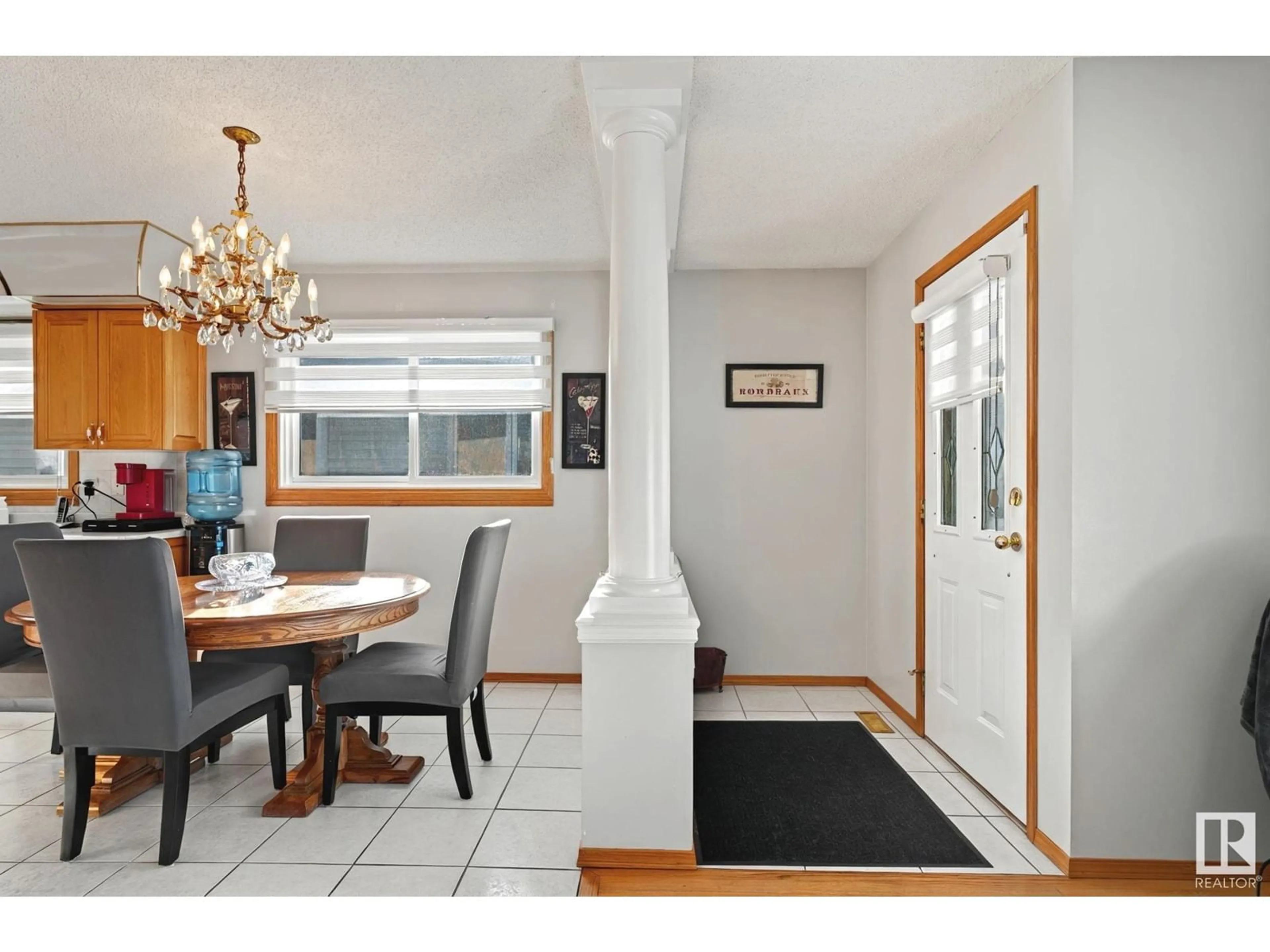 Dining room, unknown for 12323 128 ST NW, Edmonton Alberta T5L1C6