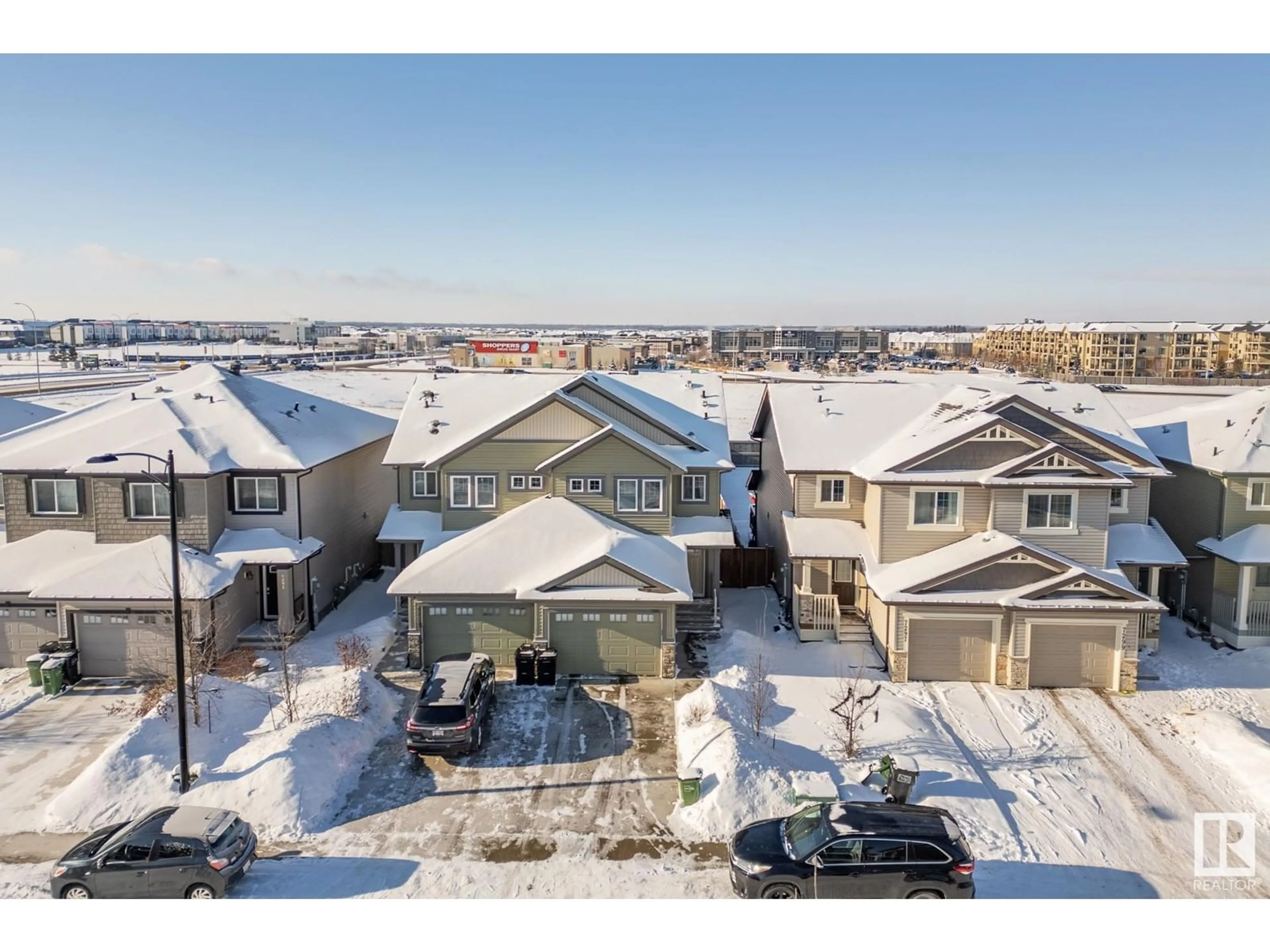 A pic from outside/outdoor area/front of a property/back of a property/a pic from drone, street for 7295 ARMOUR CR SW, Edmonton Alberta T6W2S2