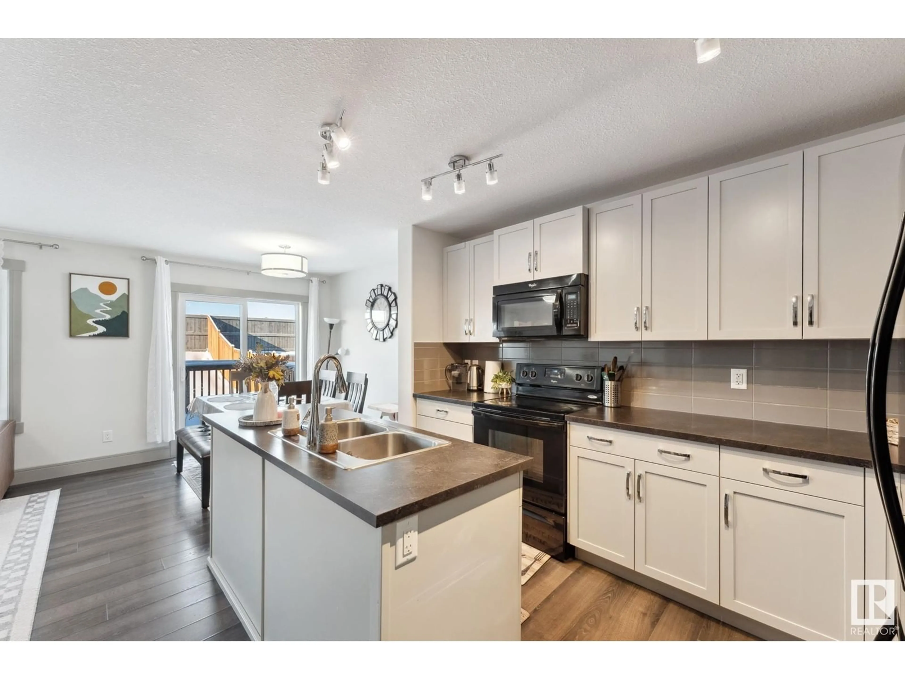 Open concept kitchen, unknown for 7295 ARMOUR CR SW, Edmonton Alberta T6W2S2