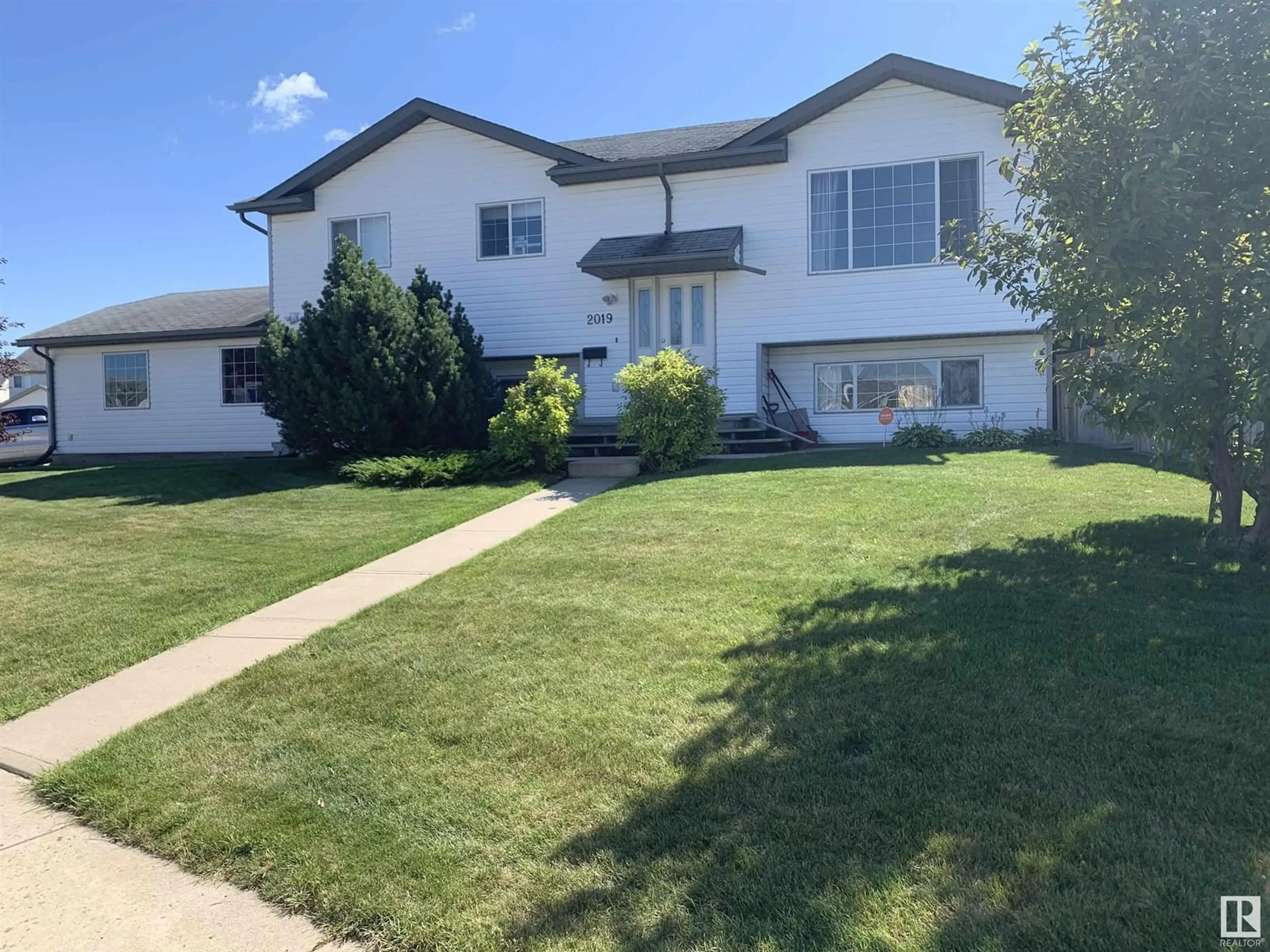 Home with vinyl exterior material, street for 2019 6 AV, Cold Lake Alberta T9M1M8