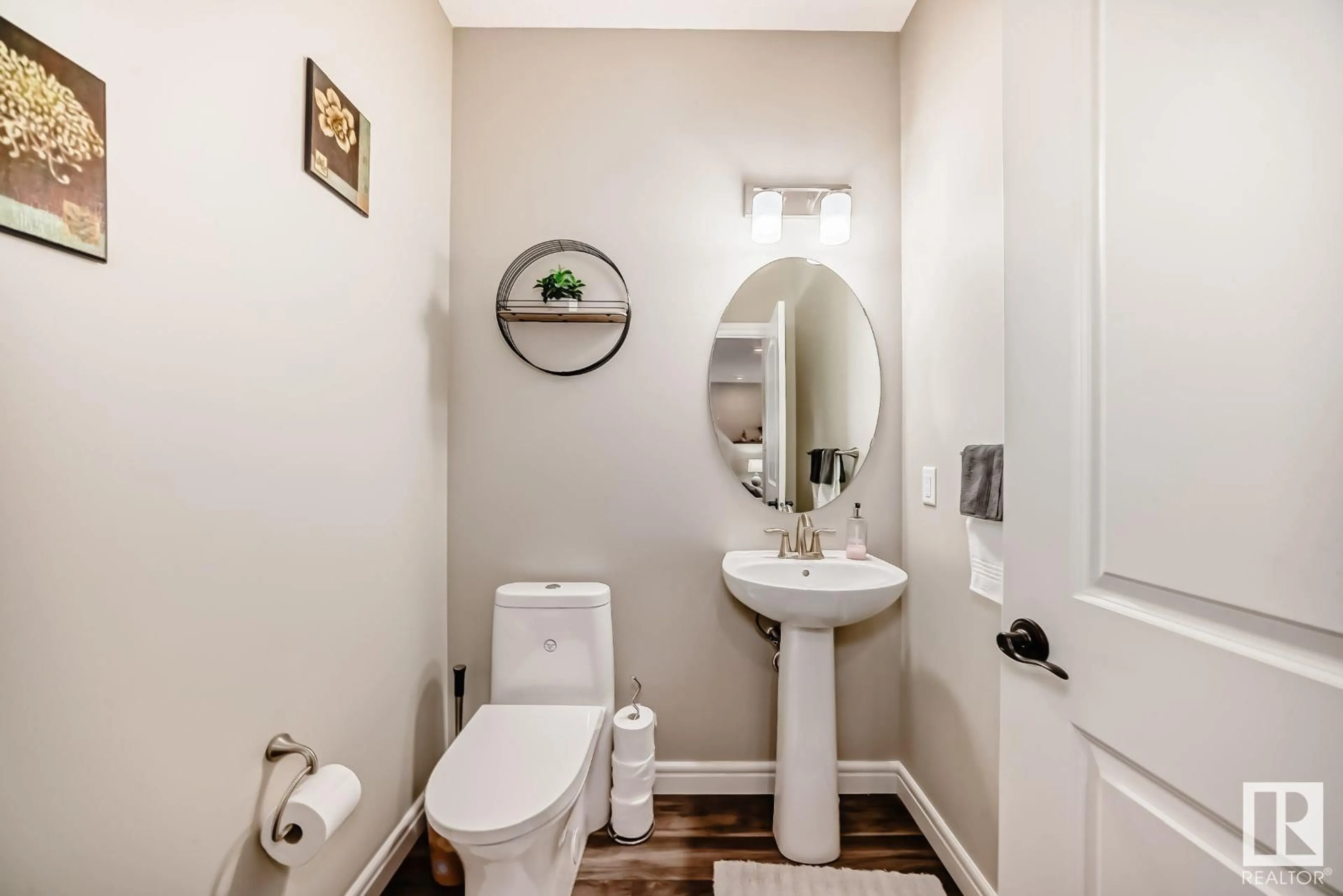 Standard bathroom, ceramic/tile floor for 6903 JOHNNIE CAINE WY NW, Edmonton Alberta T5E6W4