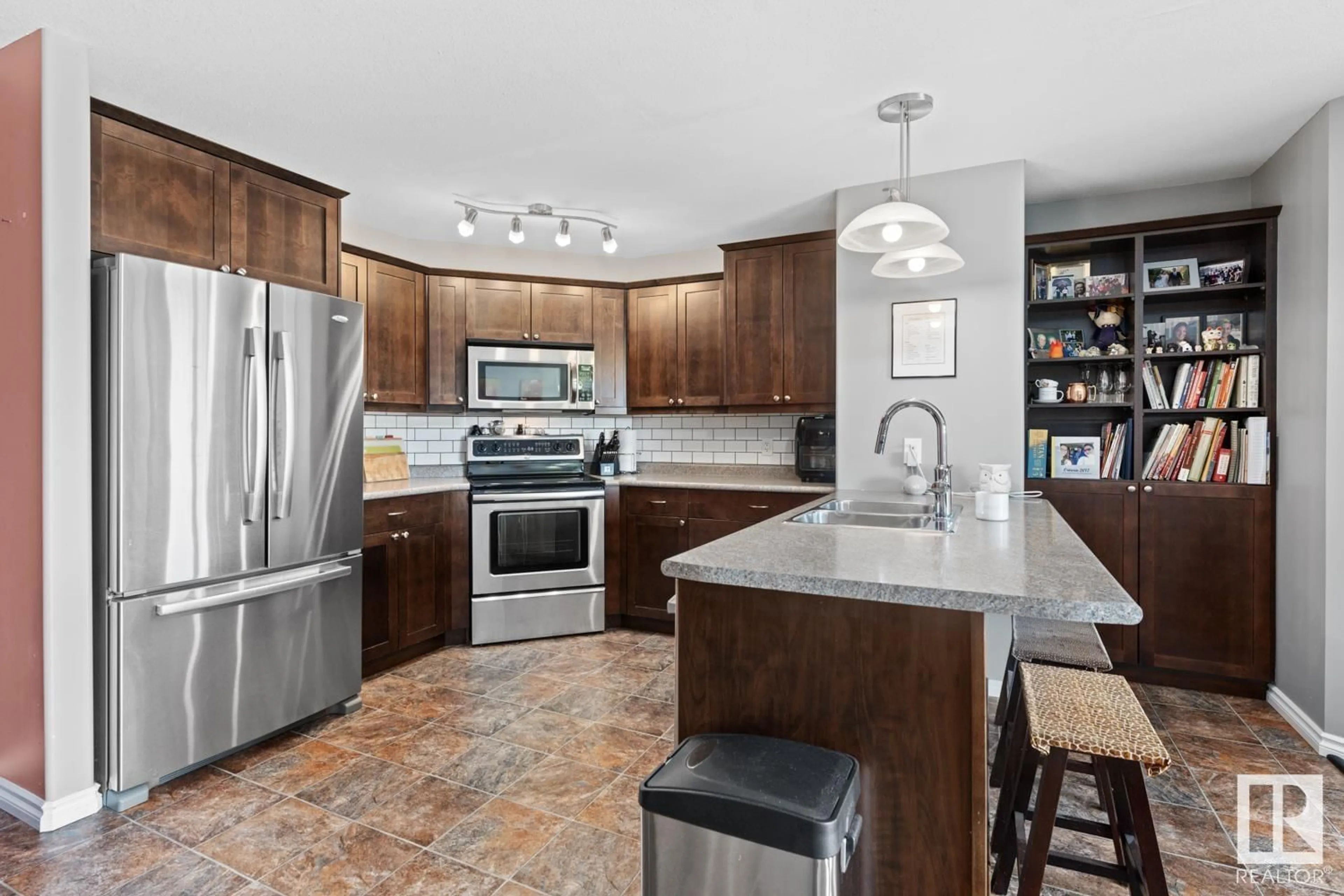 Open concept kitchen, ceramic/tile floor for #3308 901 16 ST, Cold Lake Alberta T9M0C3