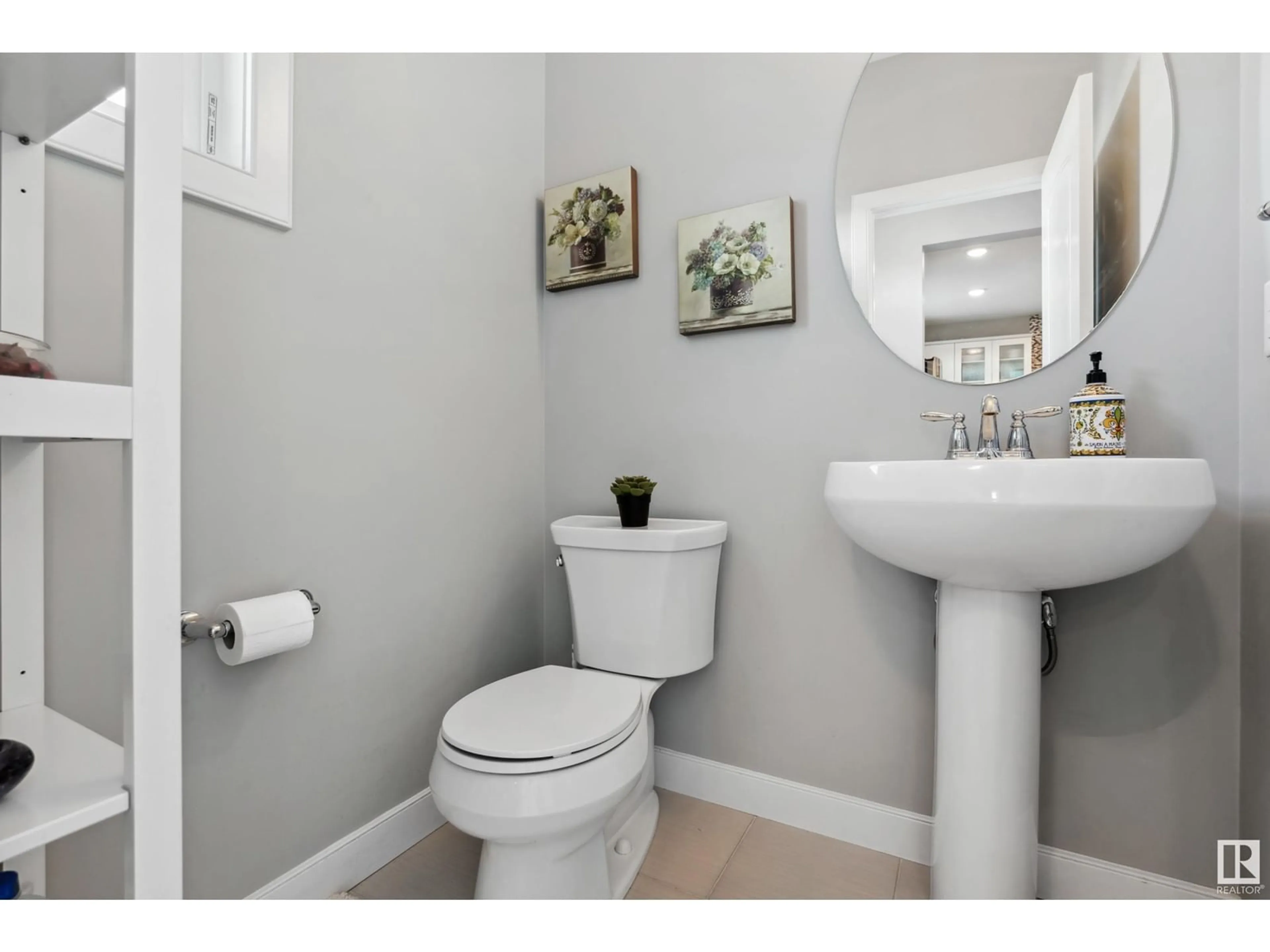 Standard bathroom, ceramic/tile floor for 7404 SUMMERSIDE GRANDE BV SW, Edmonton Alberta T6X0V2