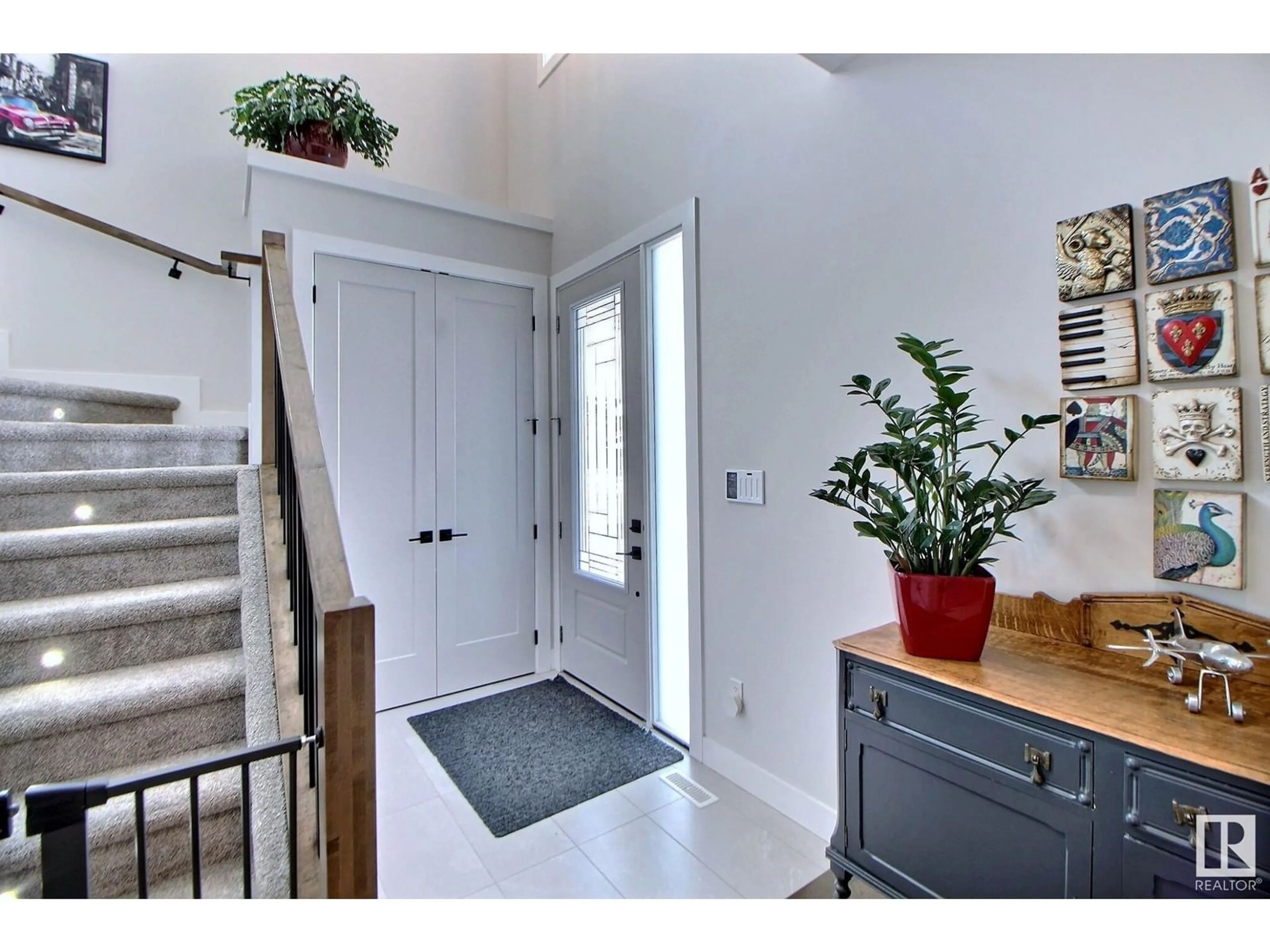 Indoor entryway for 20835 130 AV NW, Edmonton Alberta T5S0L4