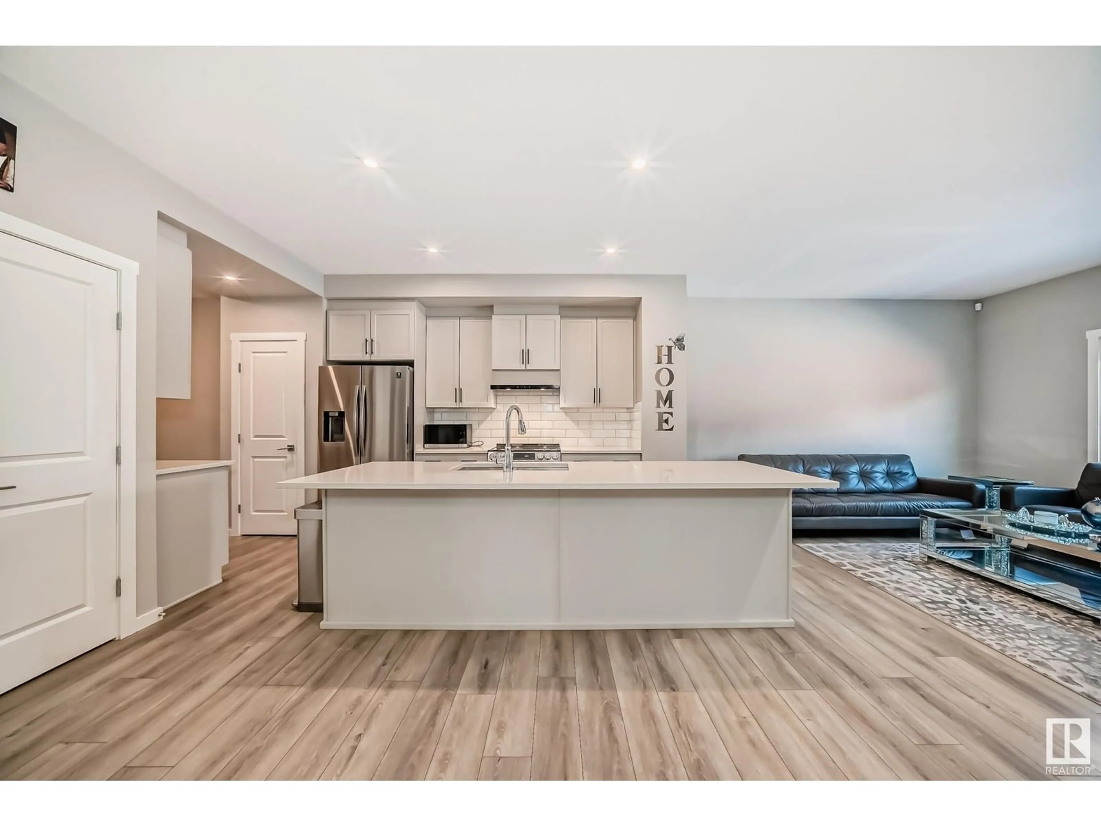 Open concept kitchen, unknown for 2320 KELLY CIRCLE CI SW, Edmonton Alberta T6W4K2