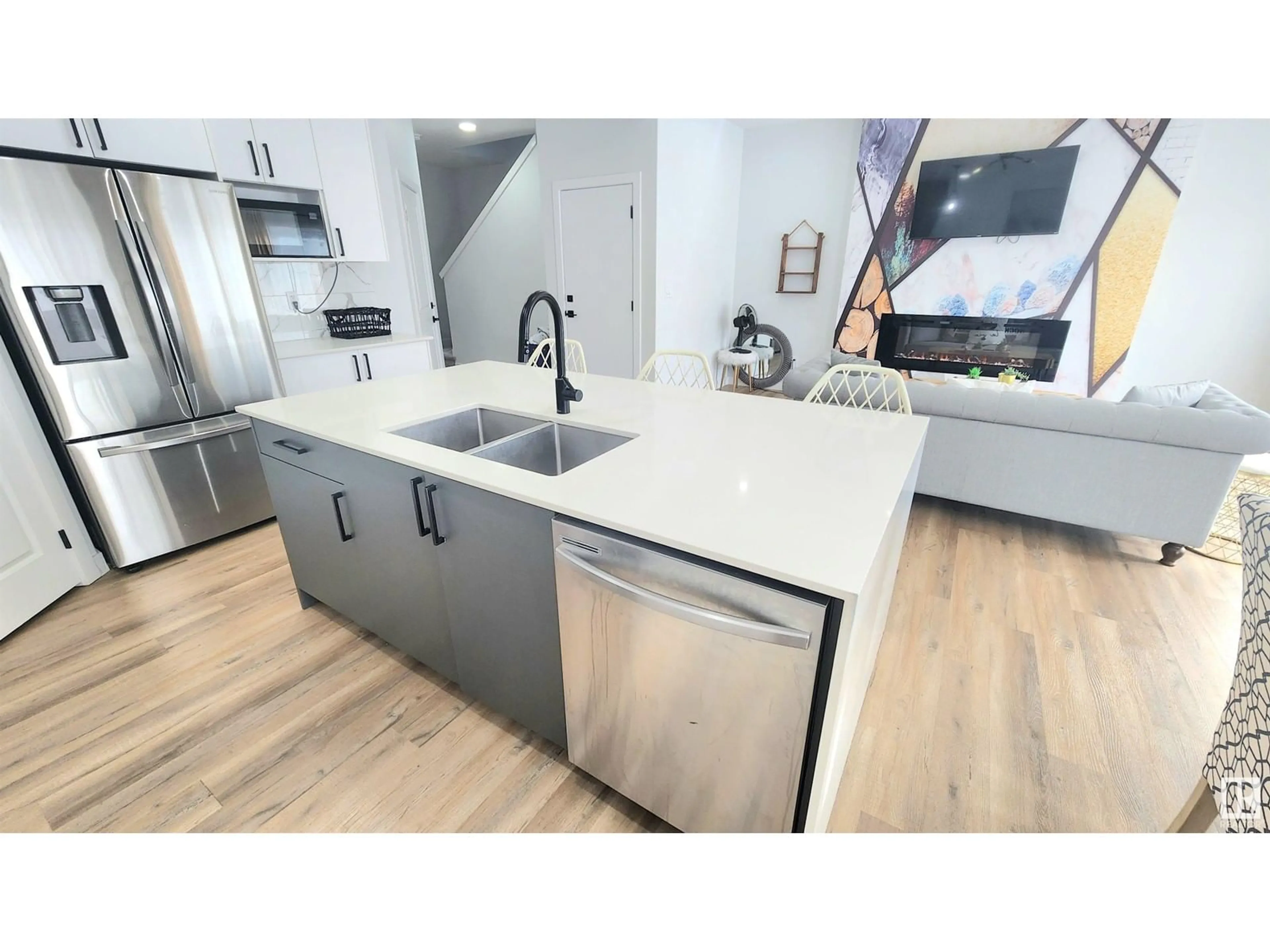 Open concept kitchen, unknown for 5747 KOOTOOK WY SW, Edmonton Alberta T6W1A5