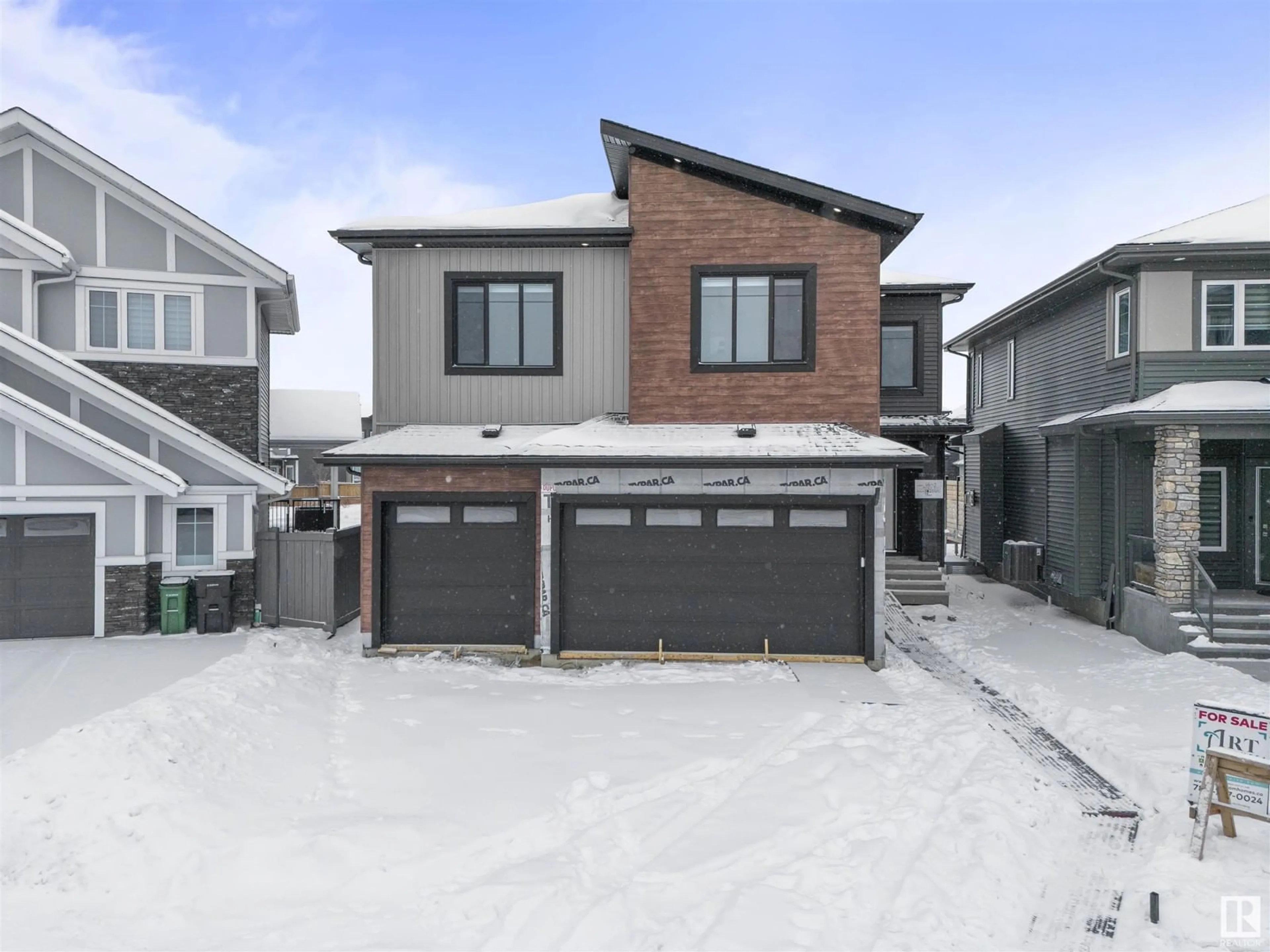 Unknown for 6645 KNOX PL SW, Edmonton Alberta T6W4A1