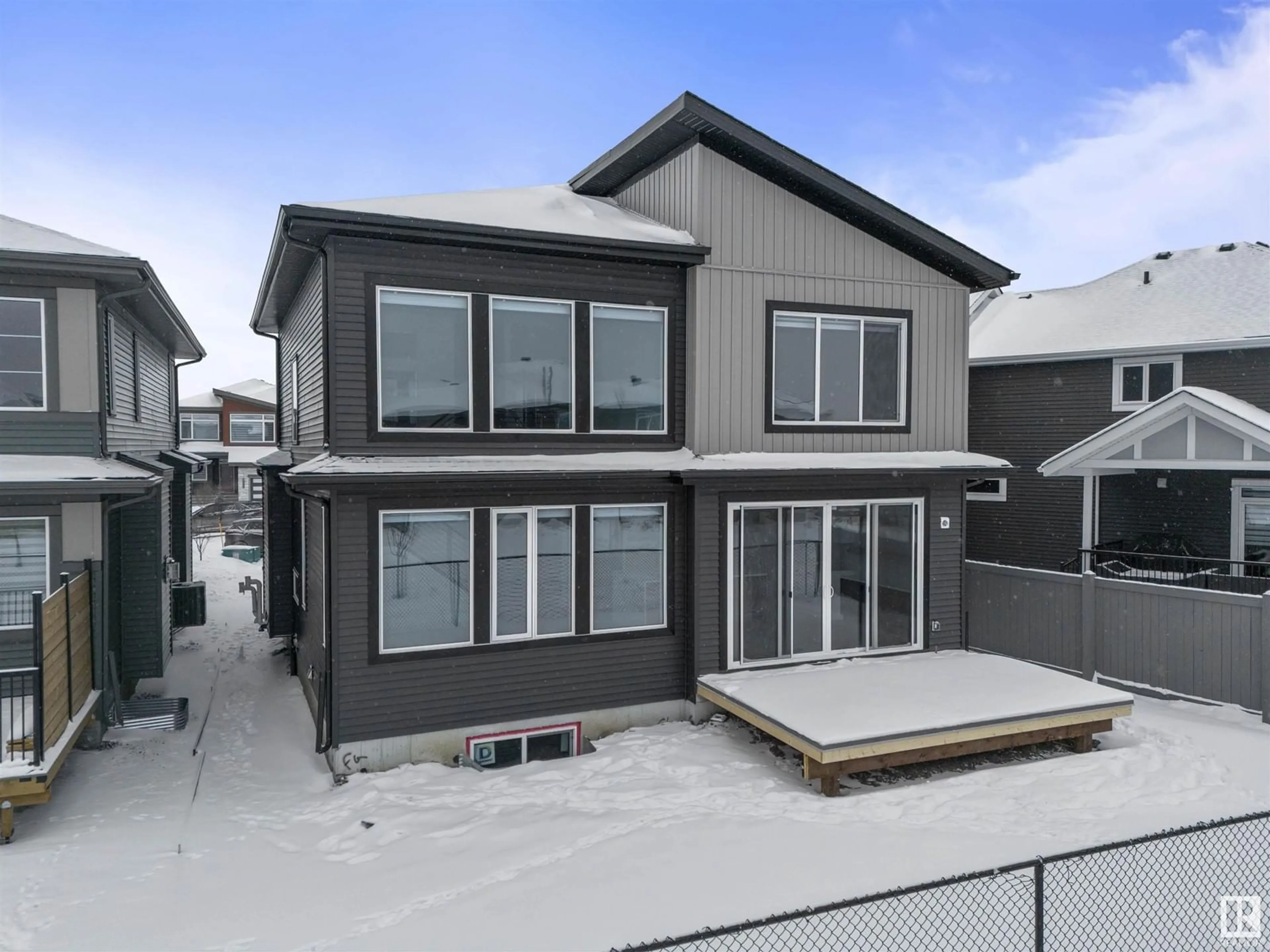 Unknown for 6645 KNOX PL SW, Edmonton Alberta T6W4A1