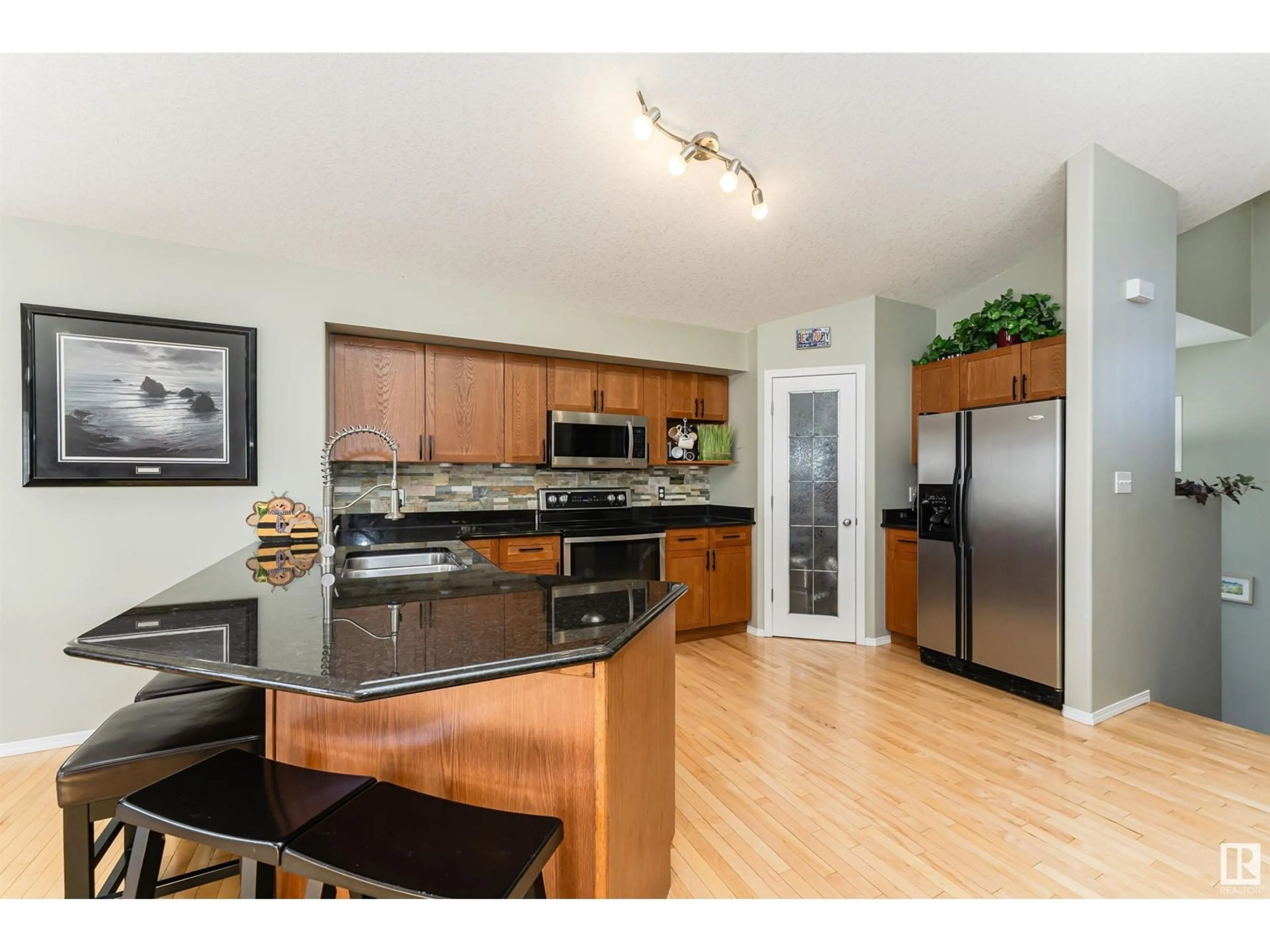 Open concept kitchen, unknown for 9 ERICKSON CL, St. Albert Alberta T8N7G5