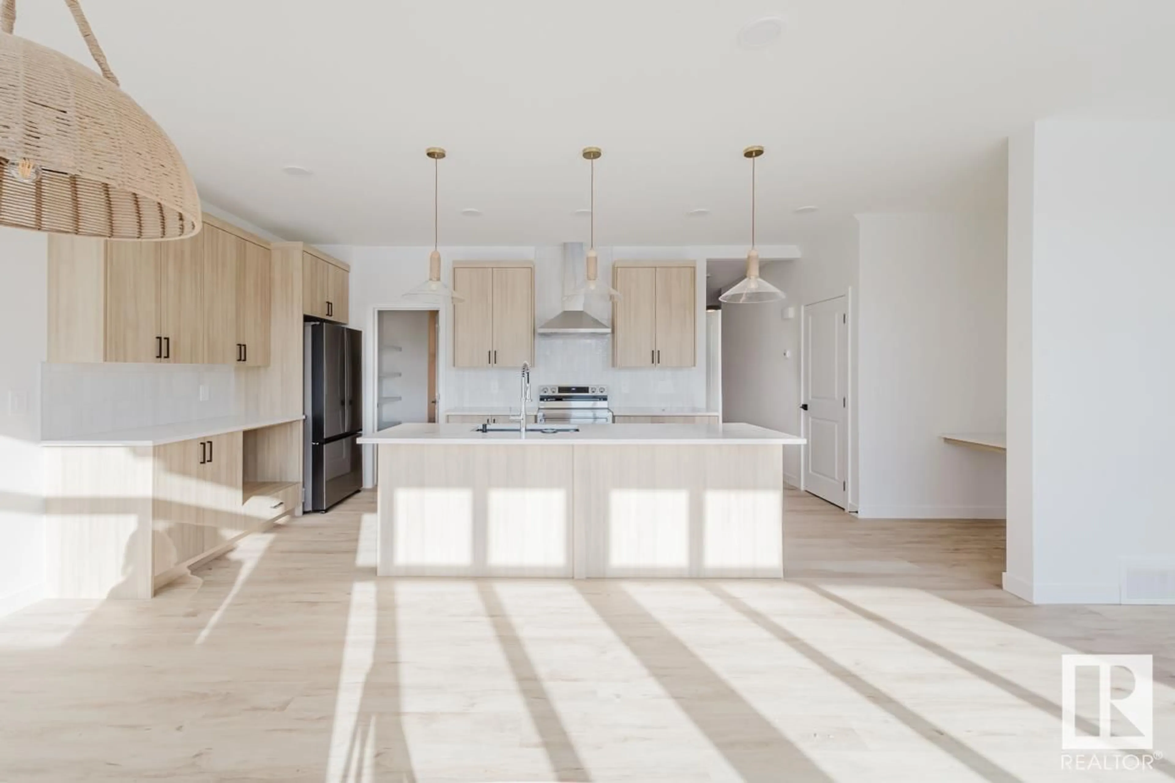 Open concept kitchen, ceramic/tile floor for NW - 4227 206 ST, Edmonton Alberta T6M3E3