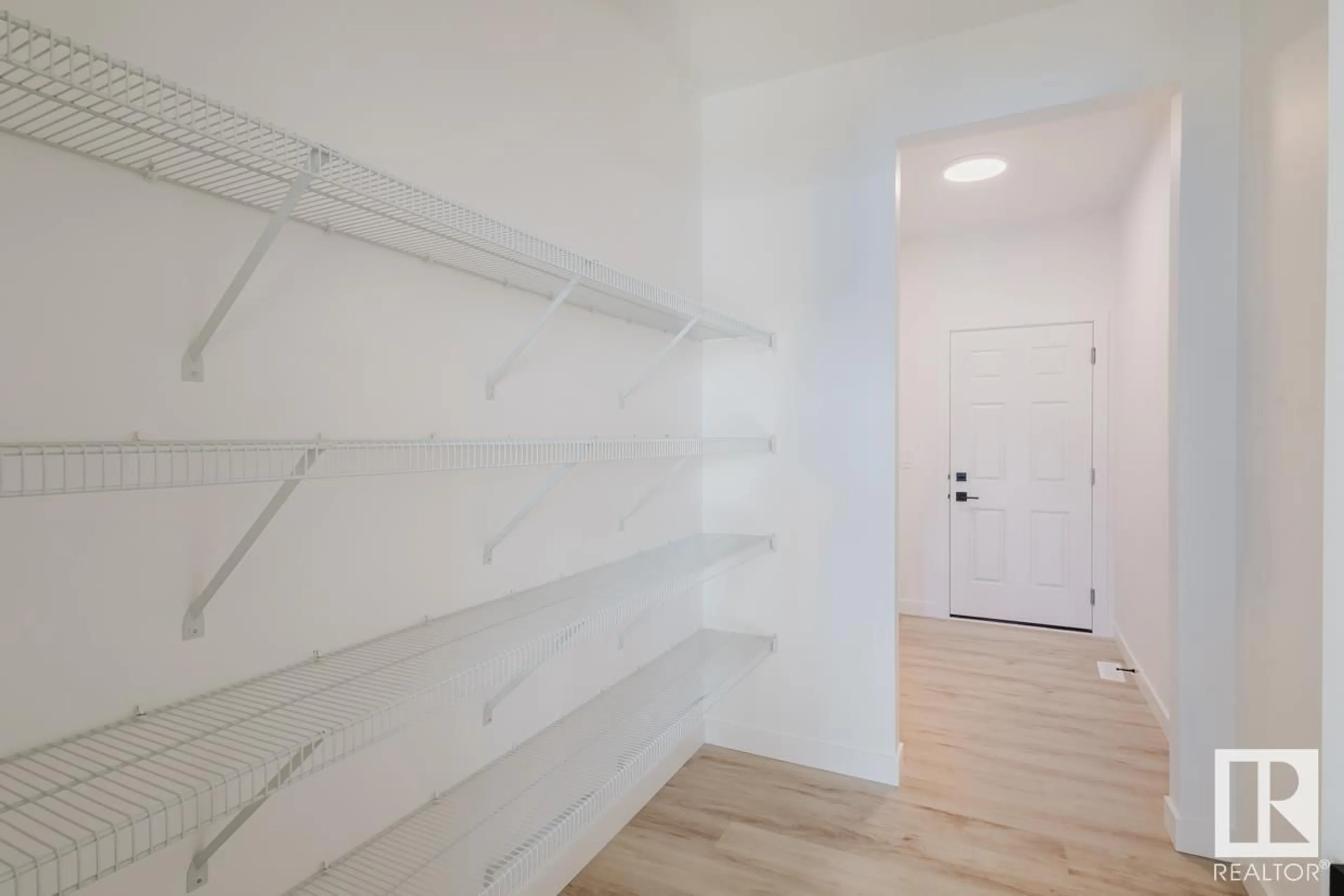 Indoor entryway for NW - 4227 206 ST, Edmonton Alberta T6M3E3